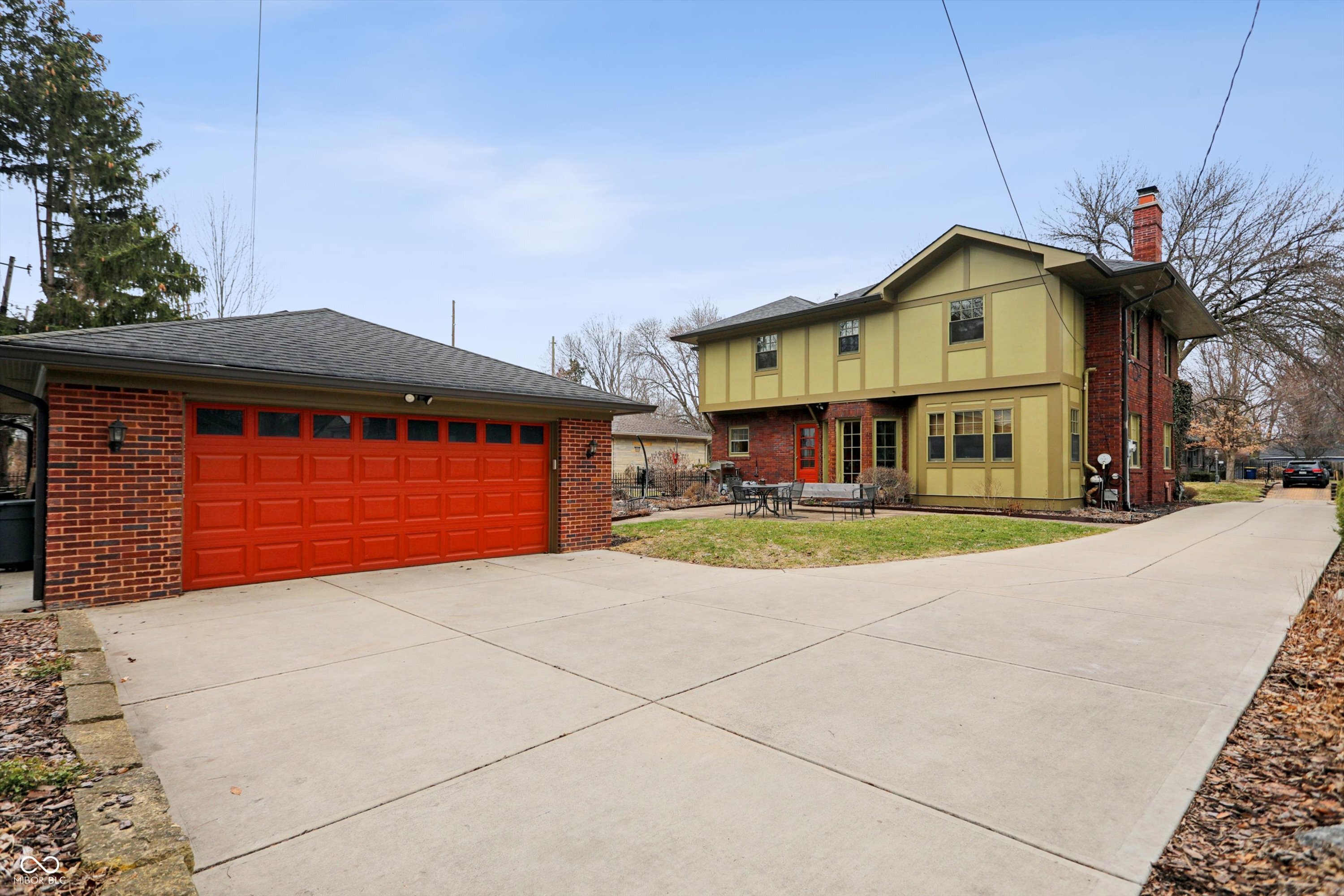 43 W Hampton Drive