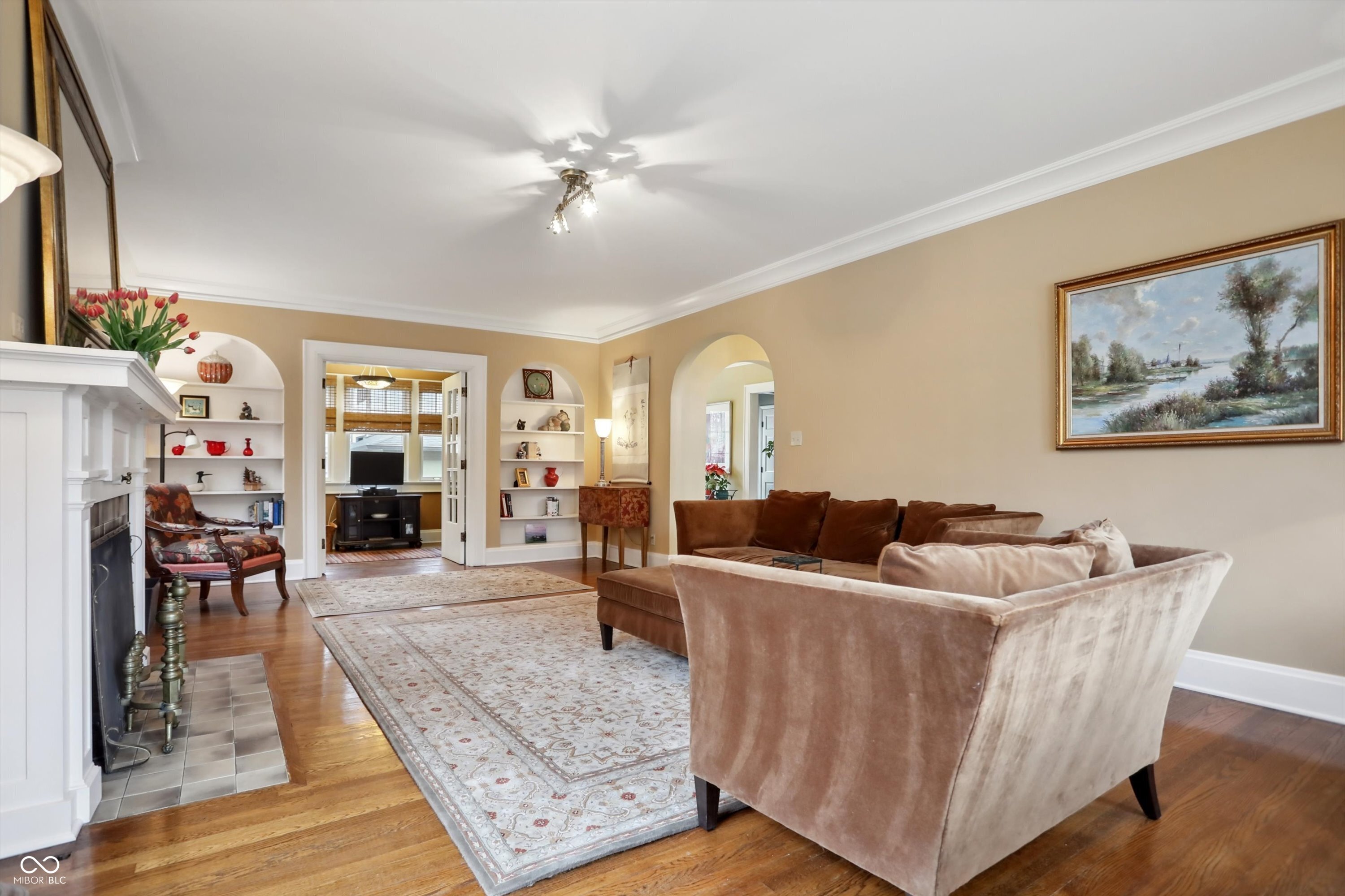 43 W Hampton Drive
