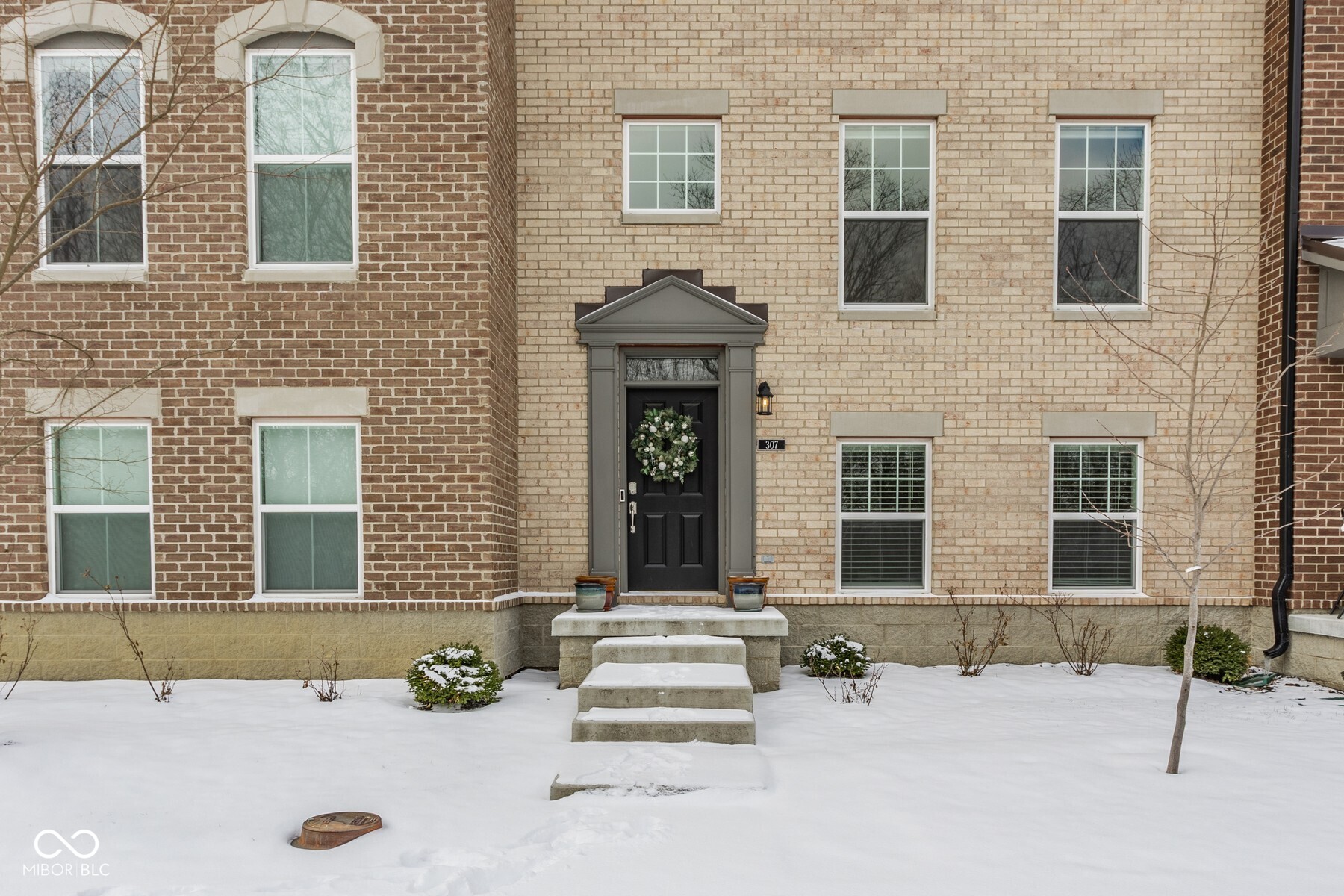 307 Wakefield Way