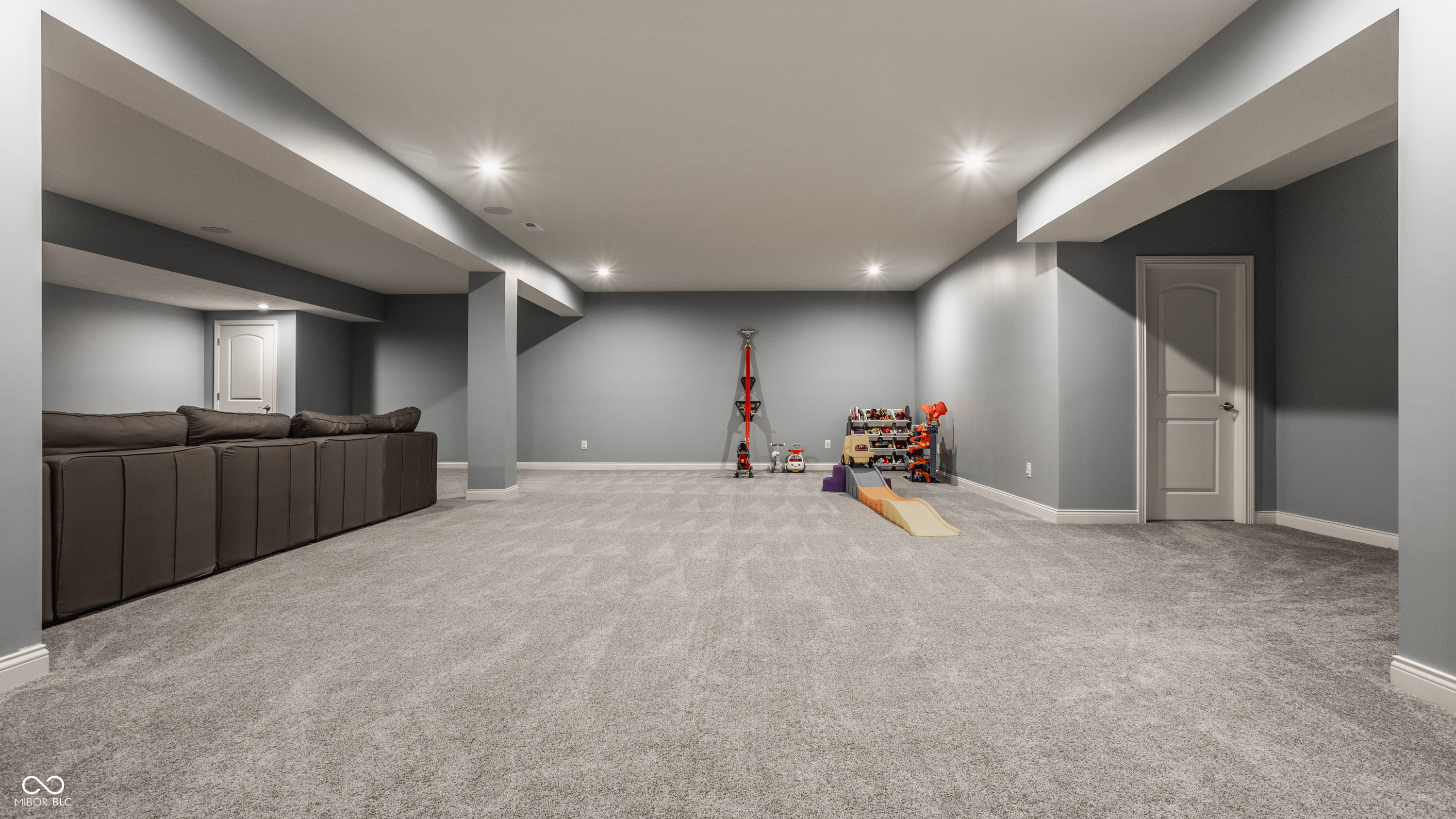 14879 Thornapple Drive