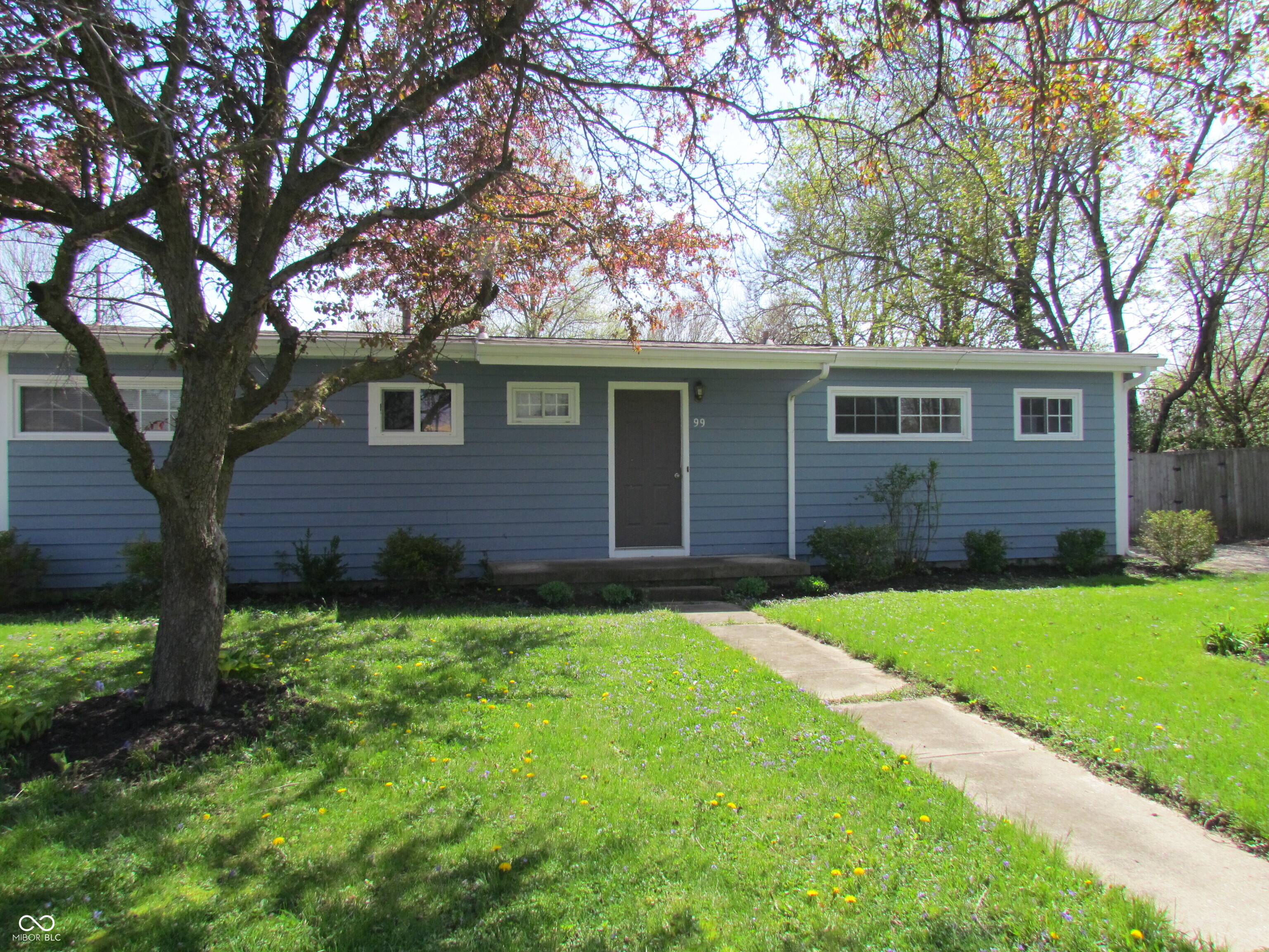 99 Armitage Street