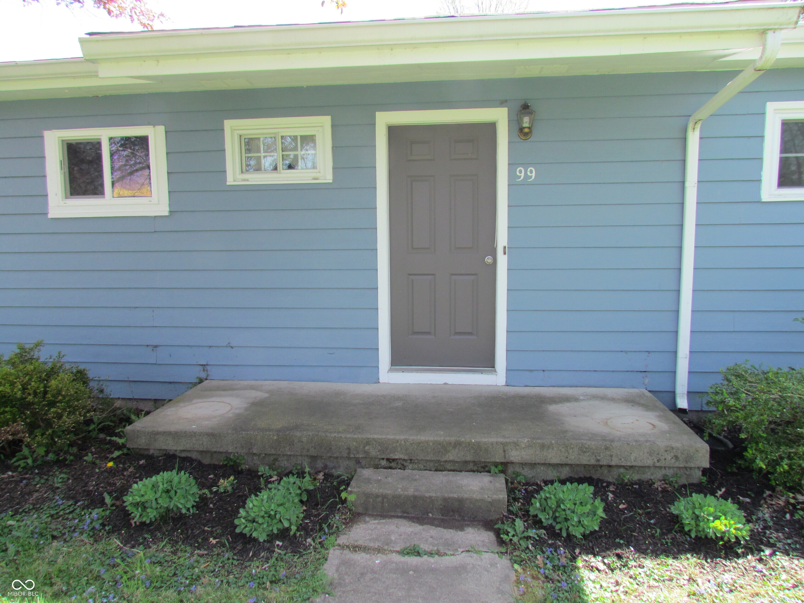 99 Armitage Street