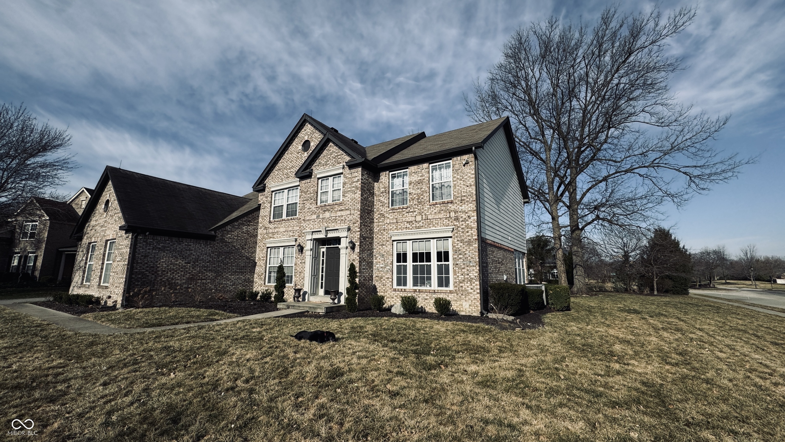 5865 Hollythorn Place