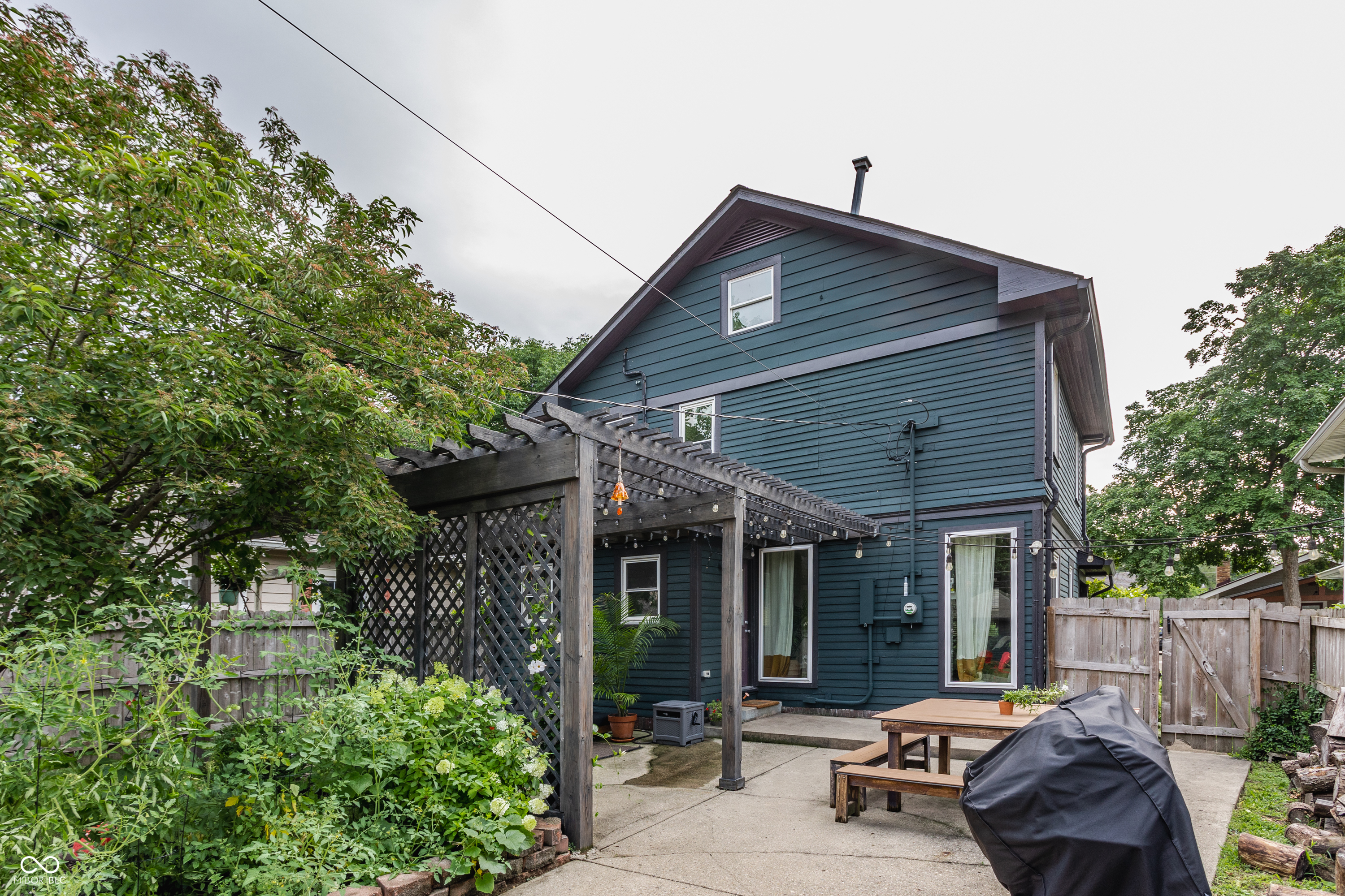 4702 Carrollton Avenue