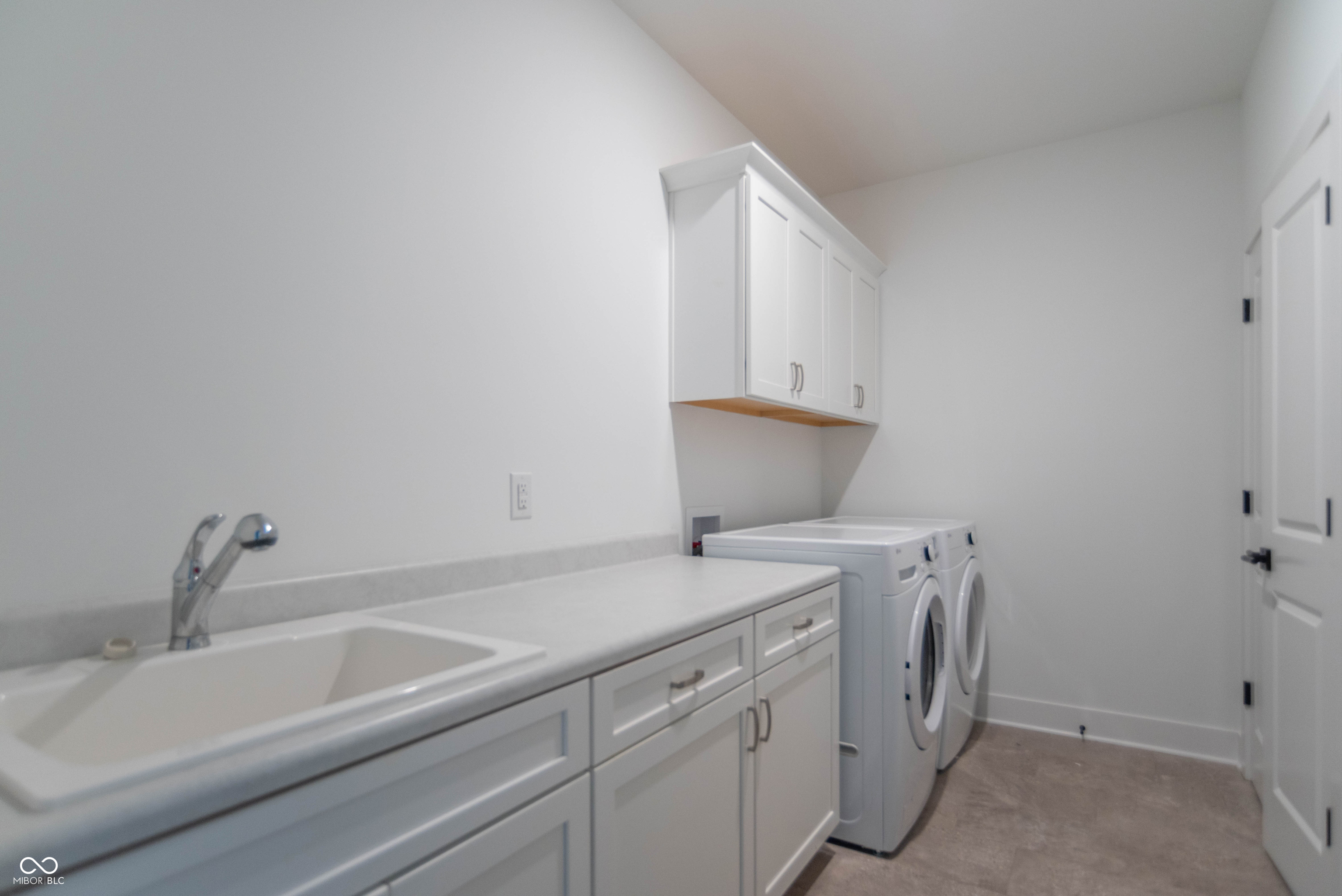 921 Justine Circle E