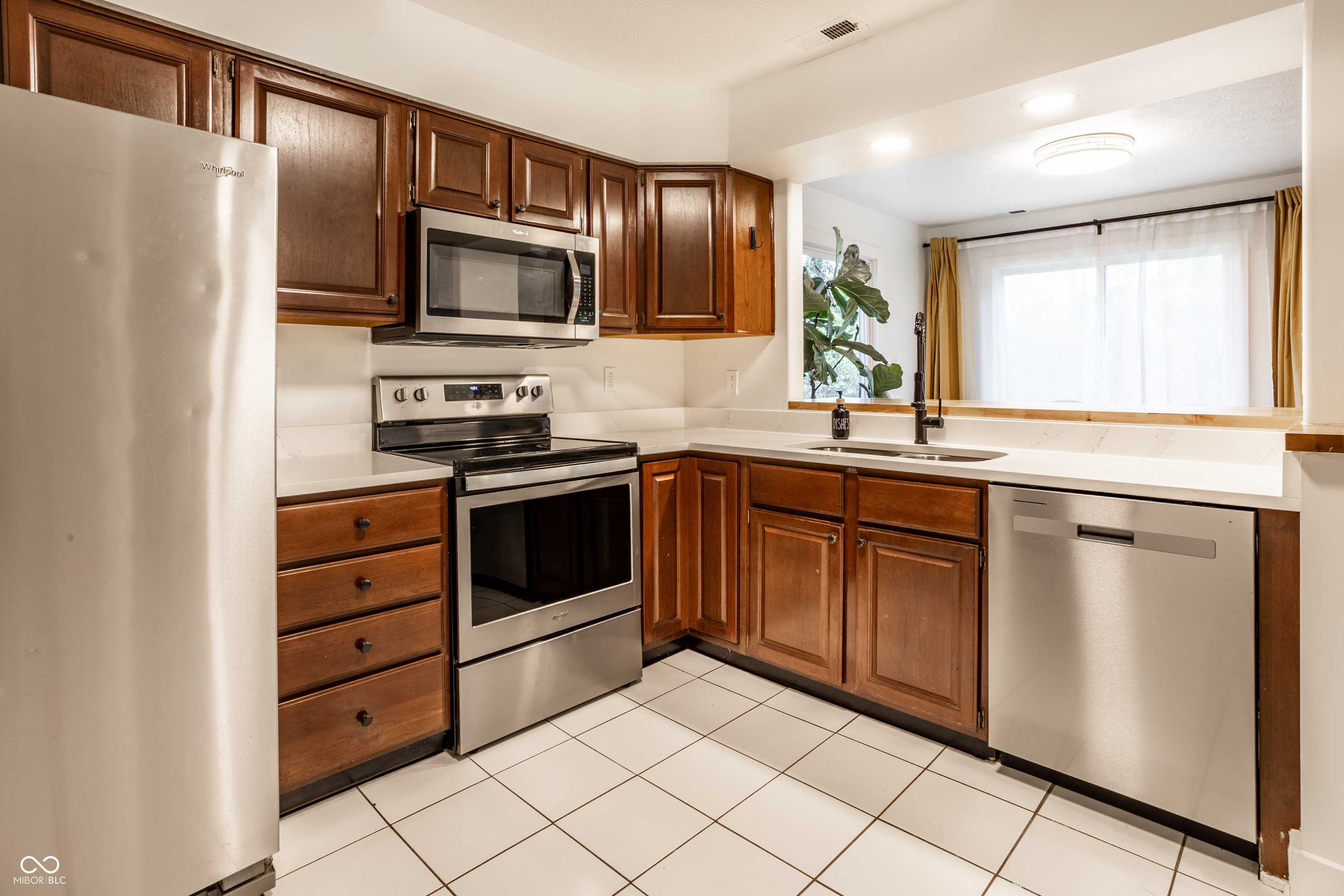 7204 Long Boat Drive