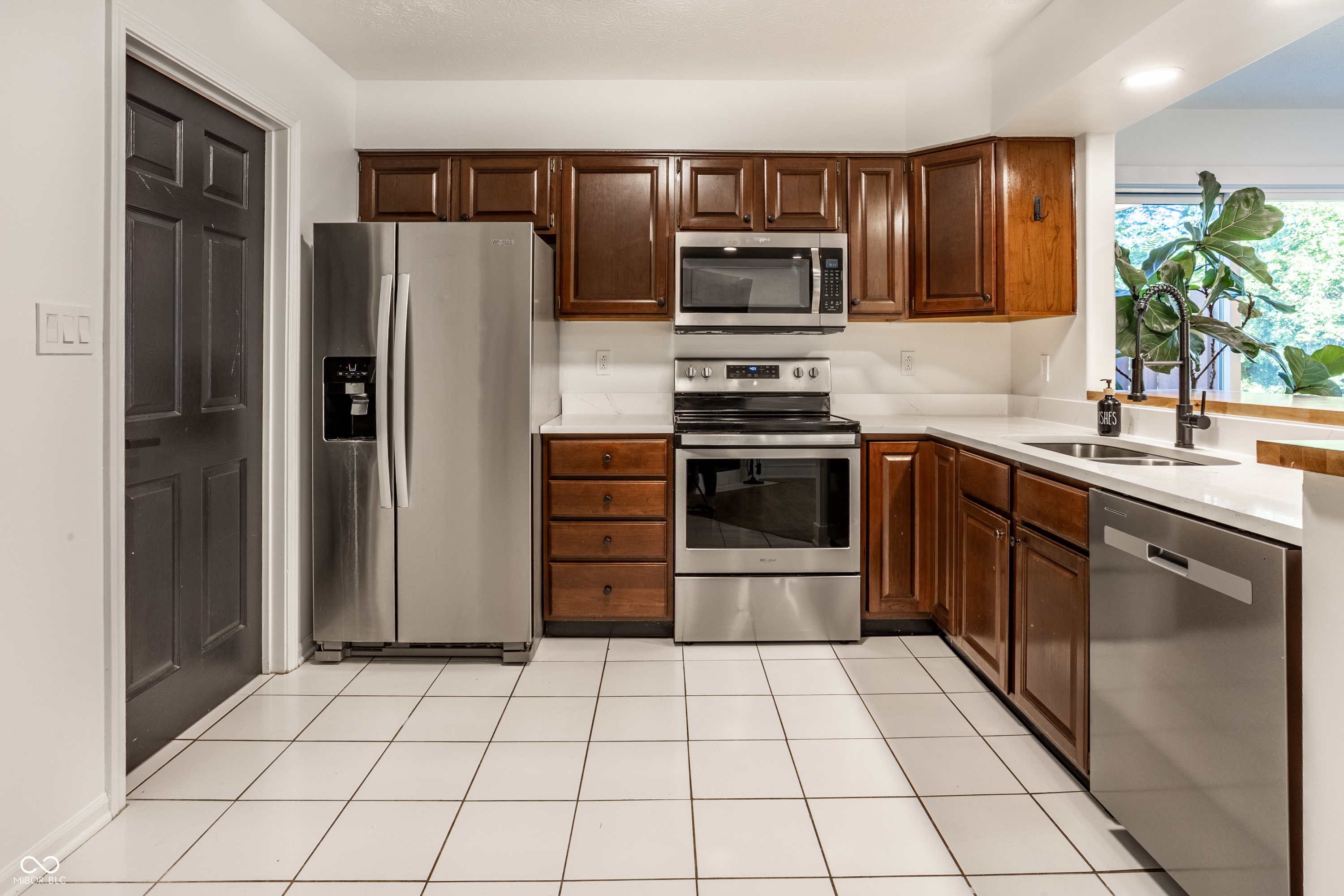 7204 Long Boat Drive