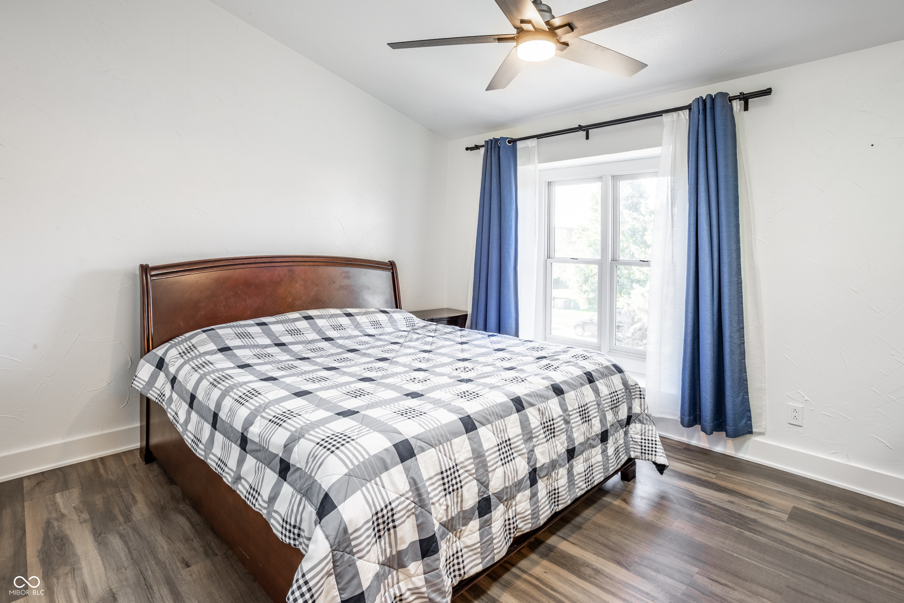 7204 Long Boat Drive