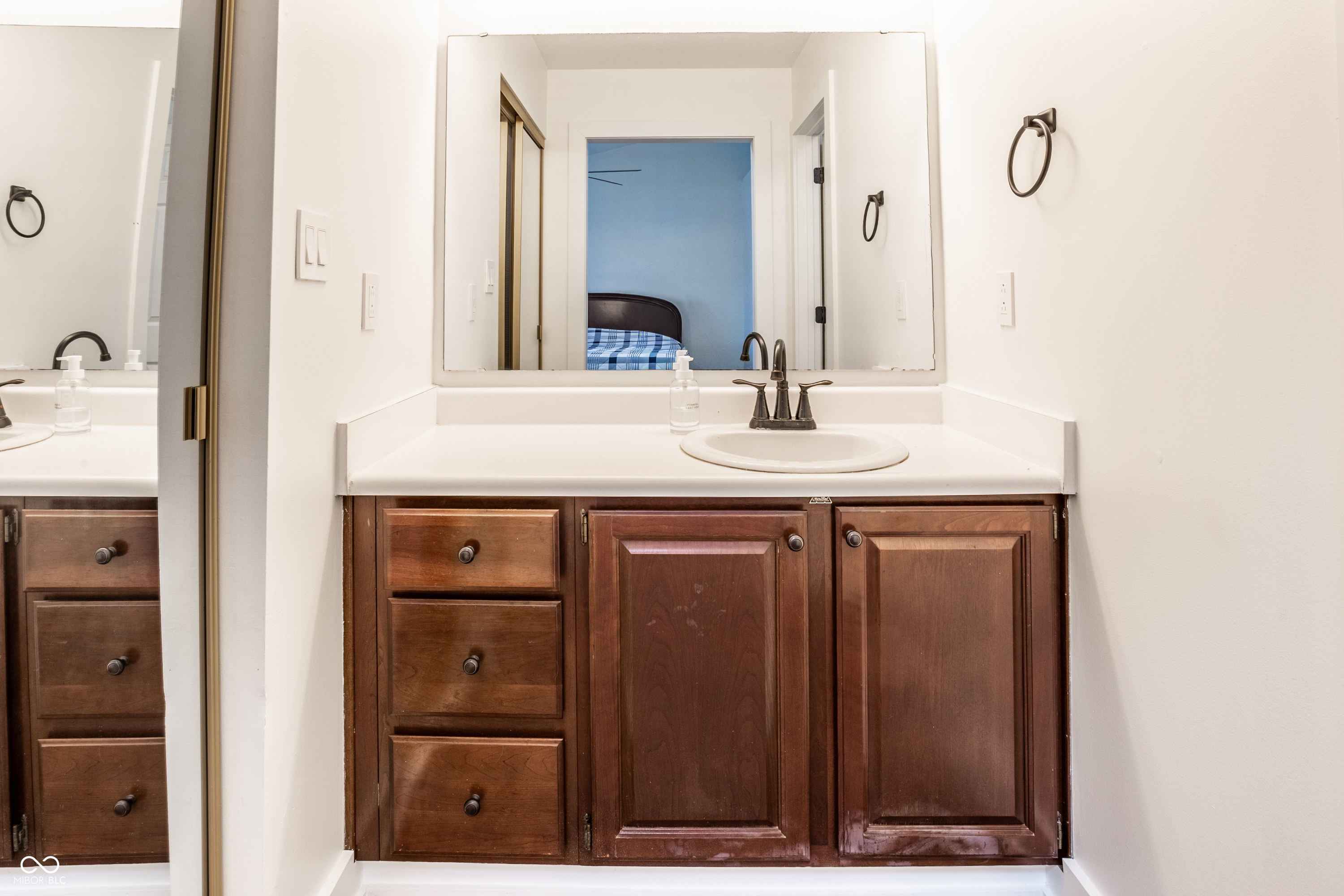 7204 Long Boat Drive