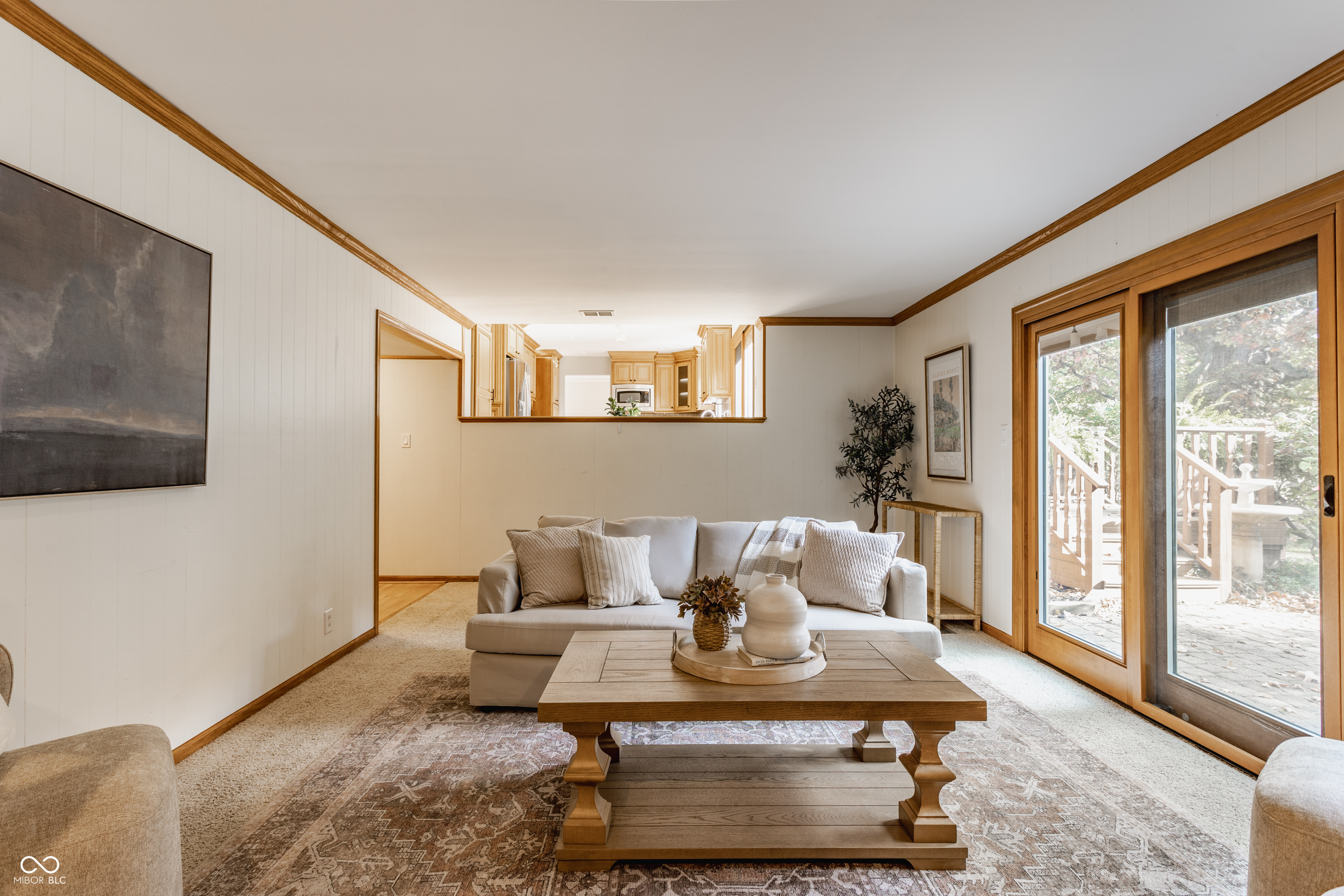 9 Lakeview Court