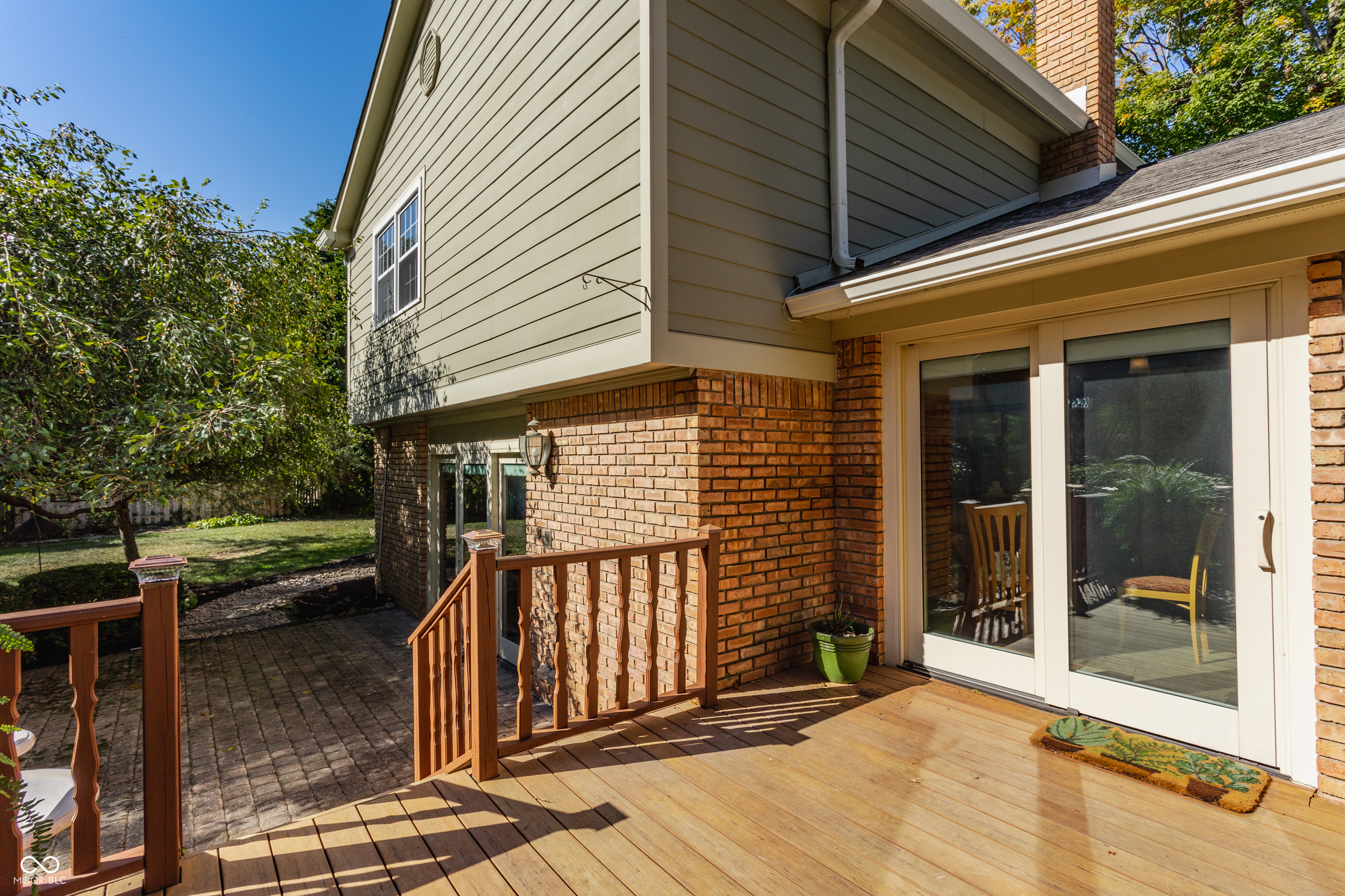9 Lakeview Court