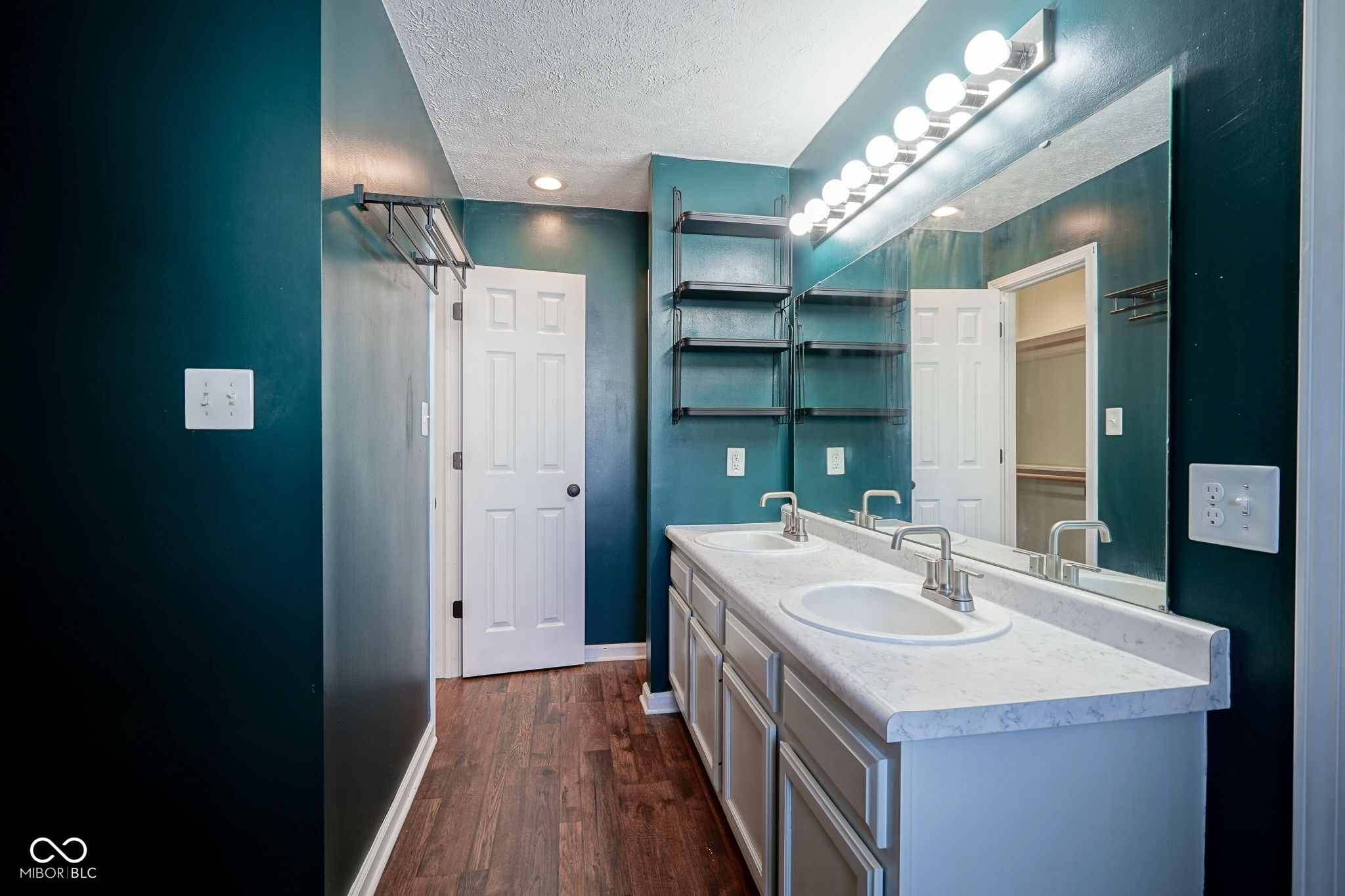 2789 Lucas Drive