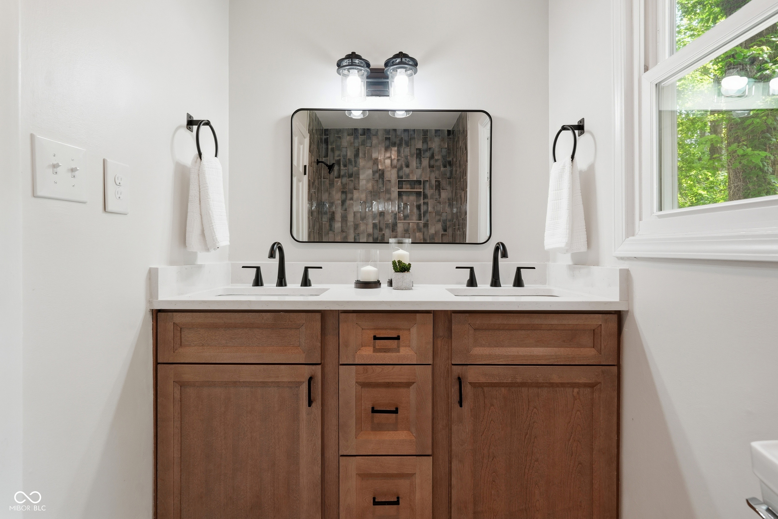11809 Pebble Brook Lane
