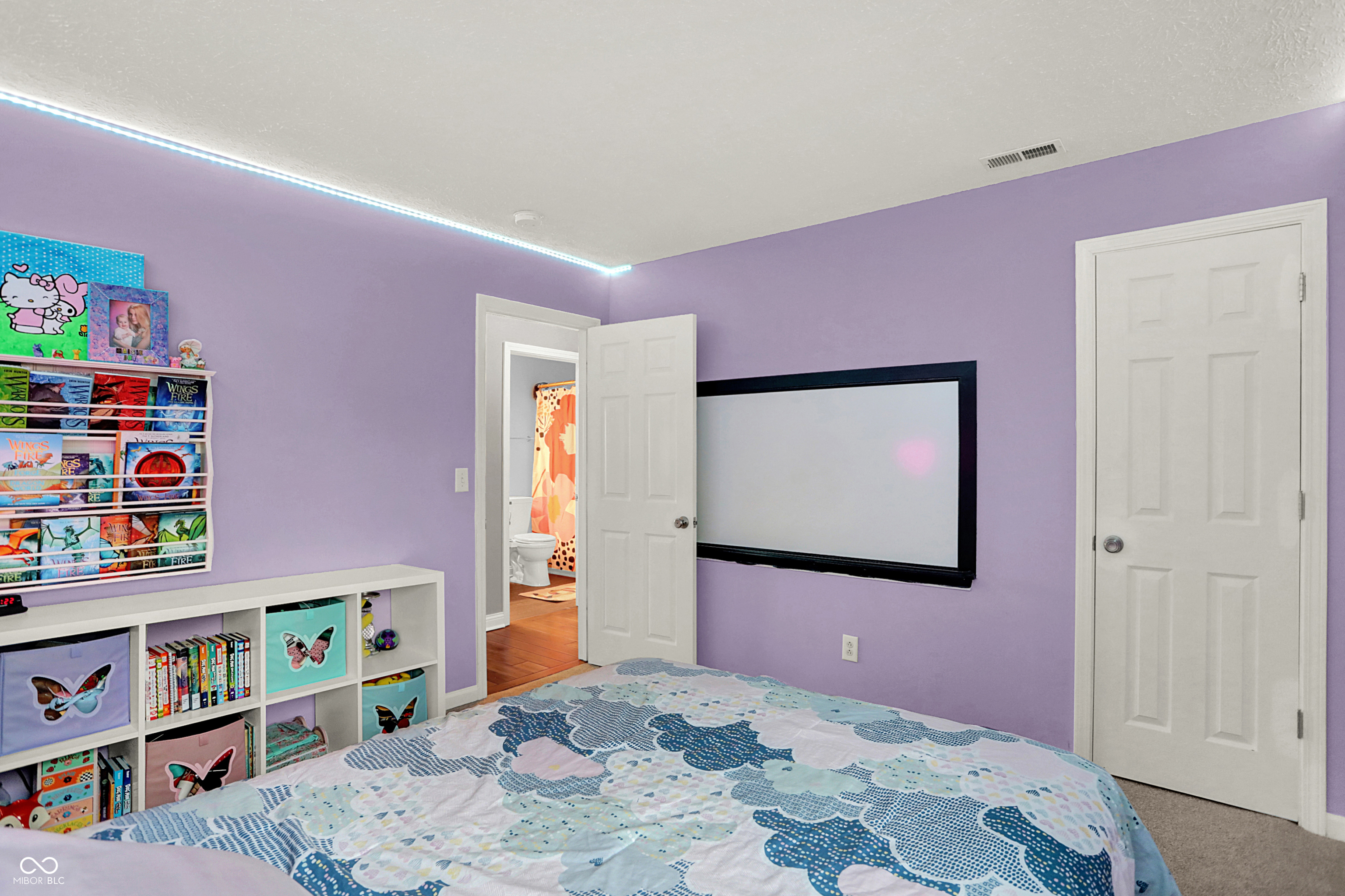 5812 Bluestem Court
