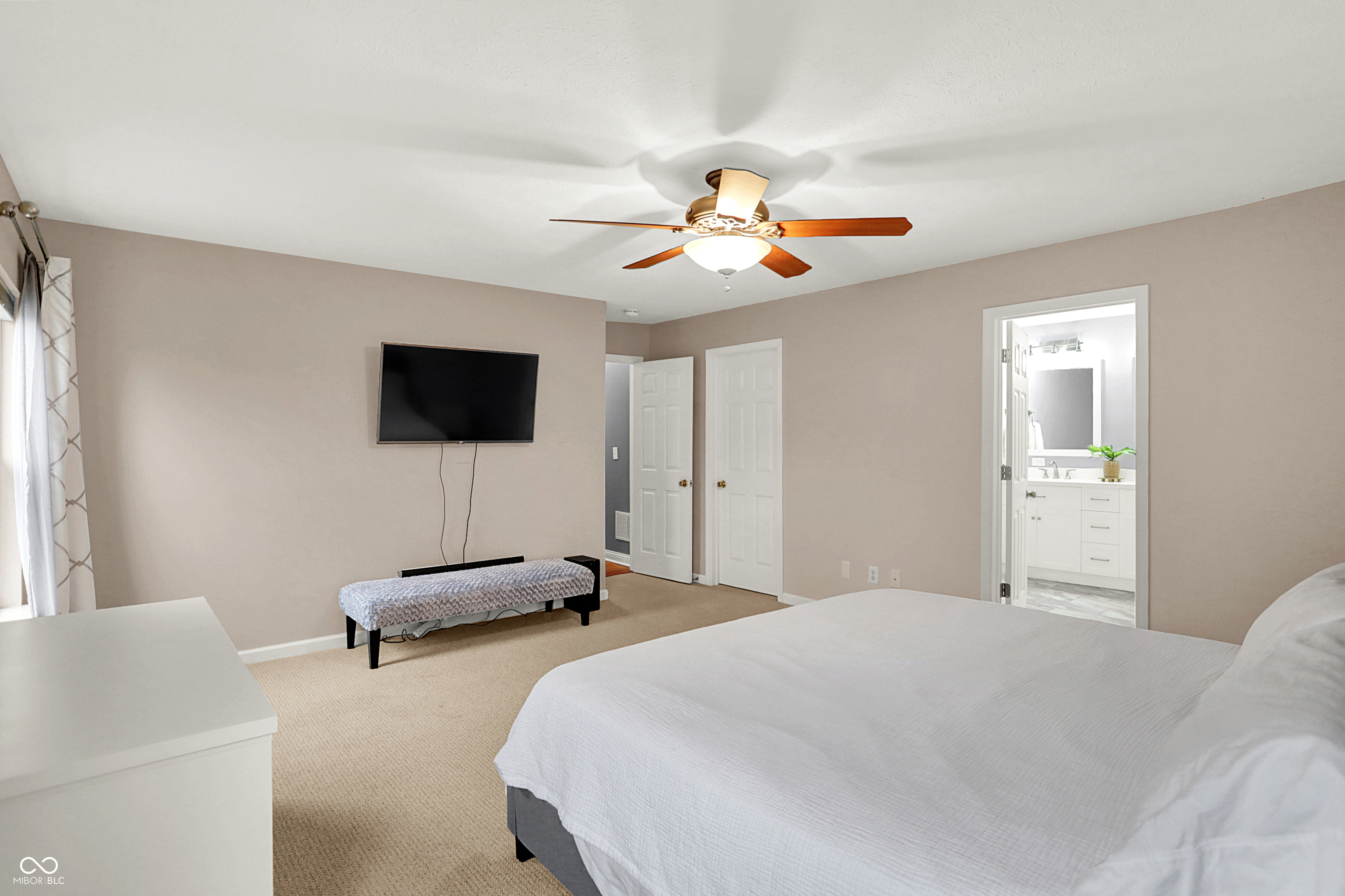 5812 Bluestem Court