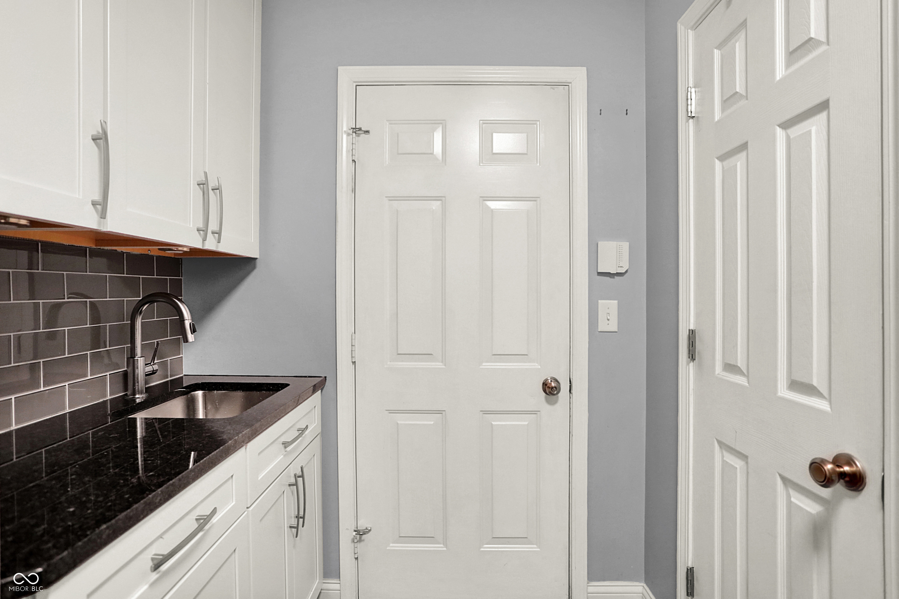 5812 Bluestem Court