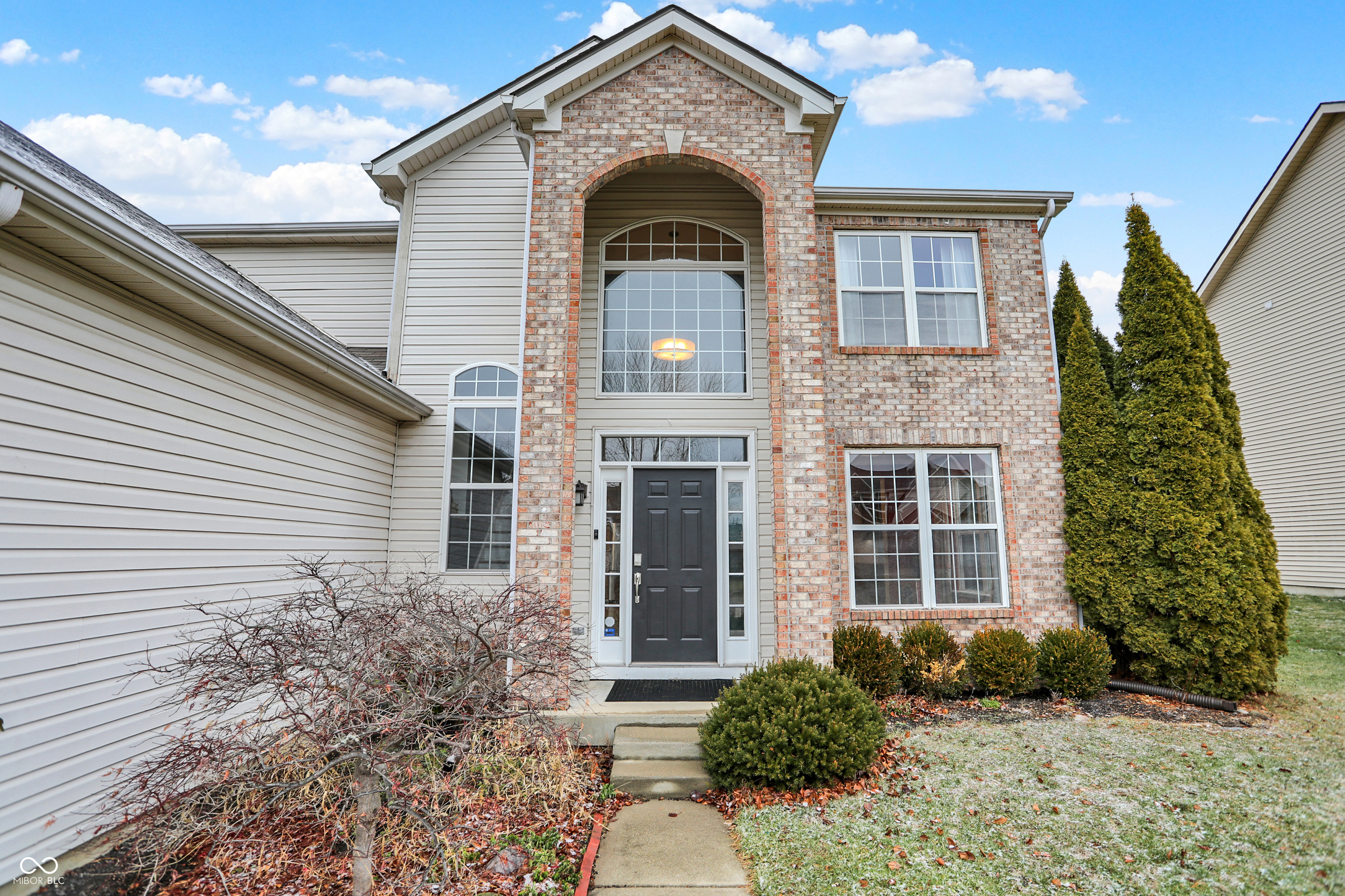 5812 Bluestem Court