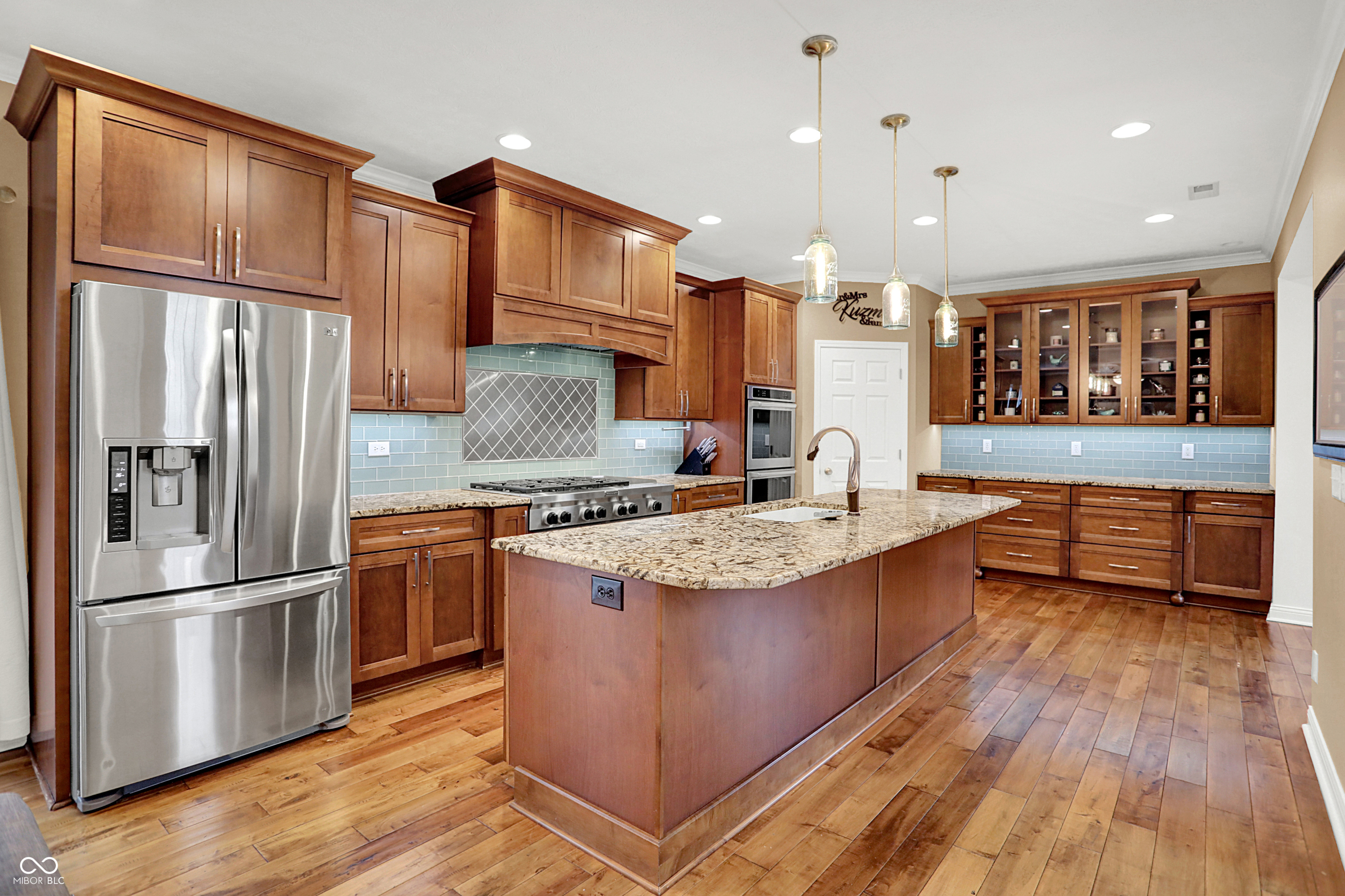5812 Bluestem Court