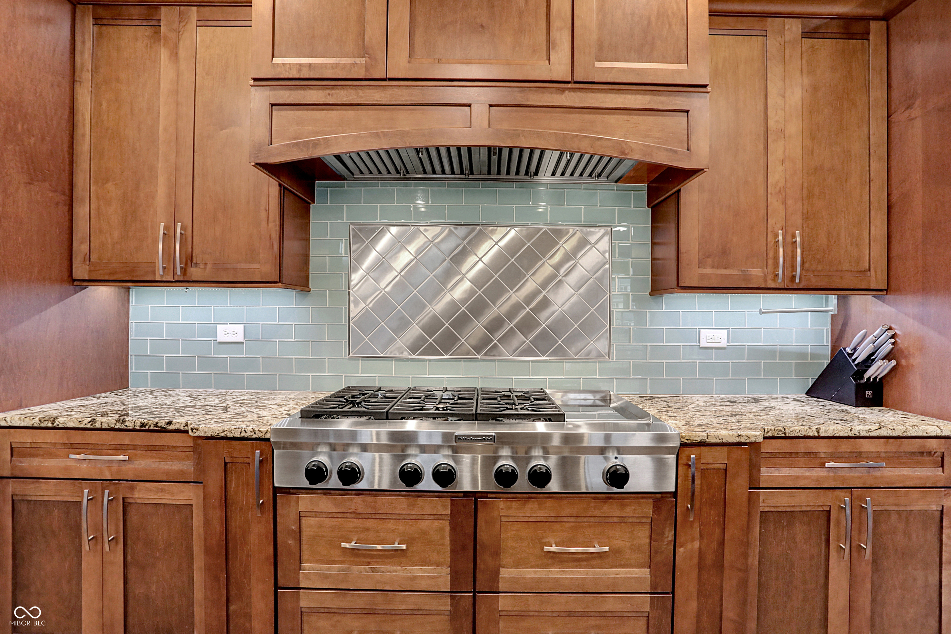 5812 Bluestem Court