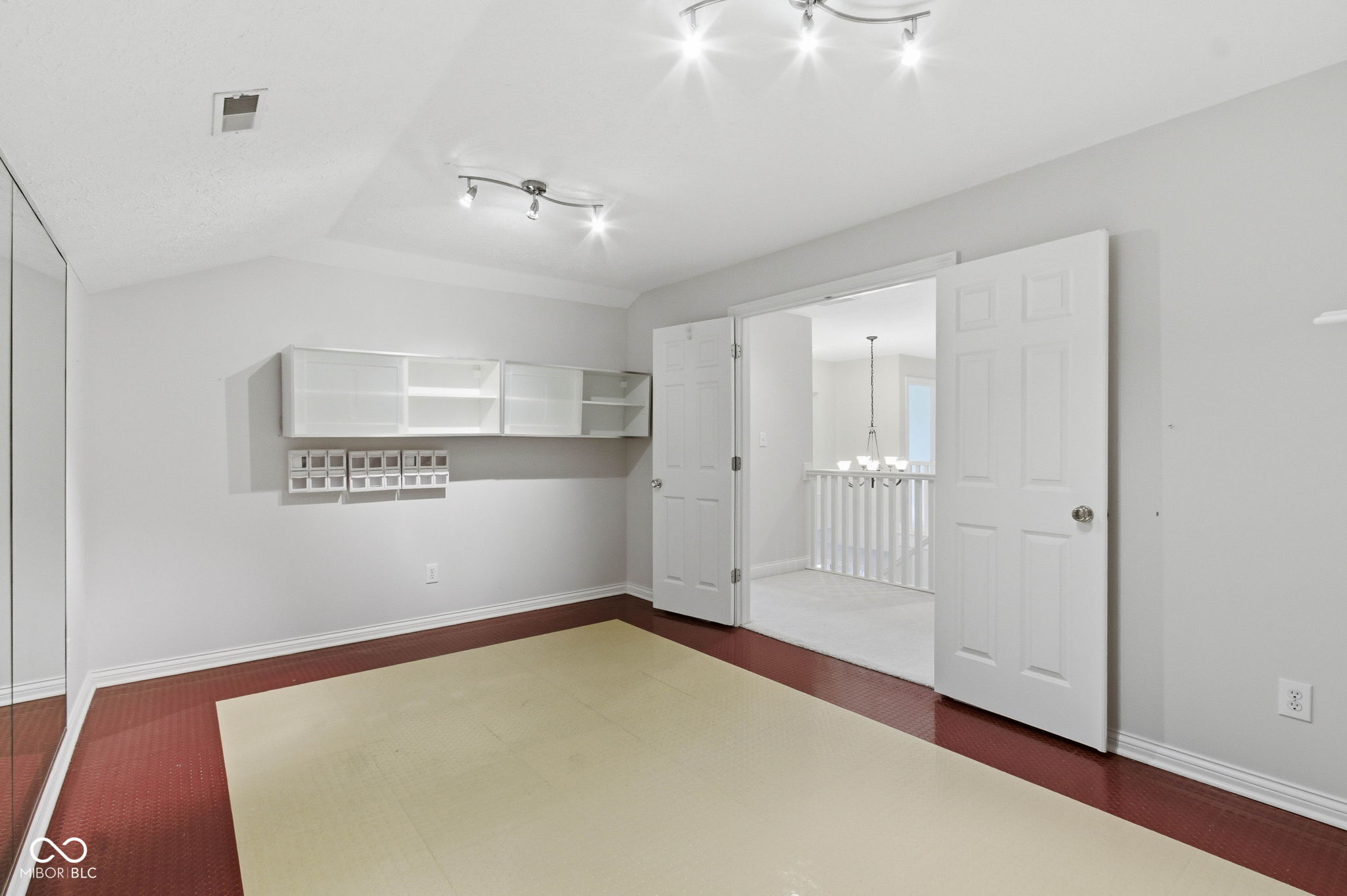 5714 Opus Drive