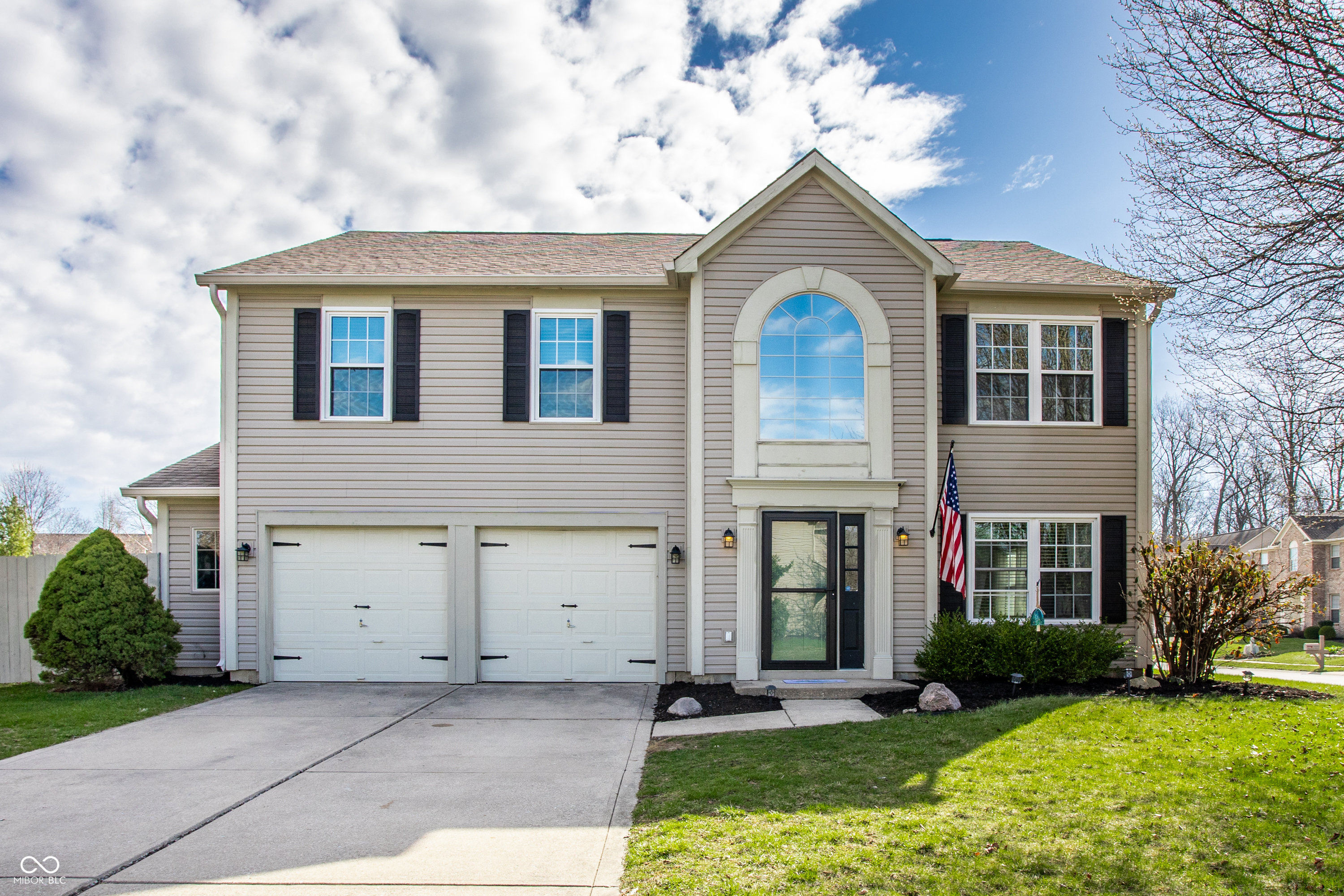 10899 Woodward Drive