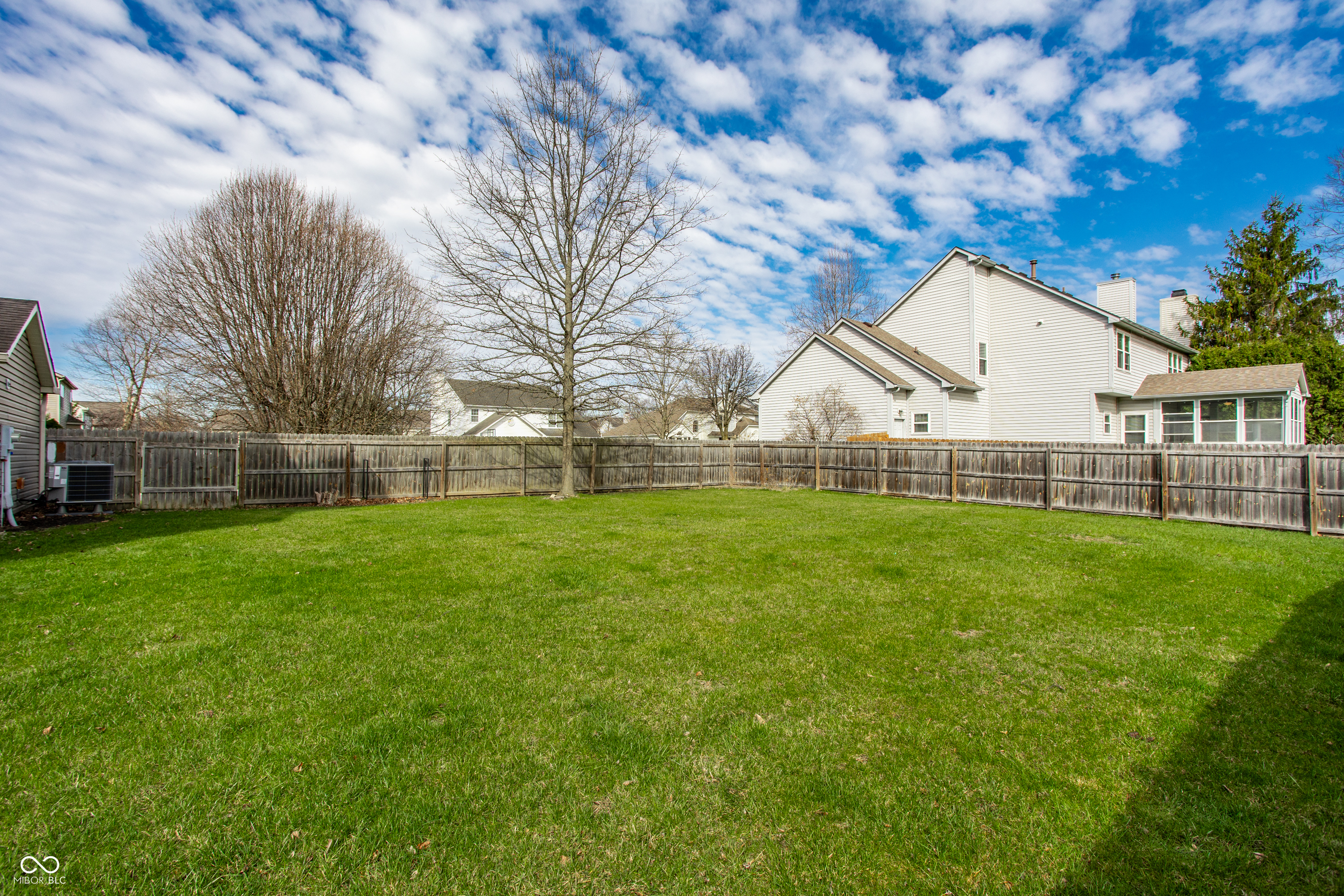 10899 Woodward Drive