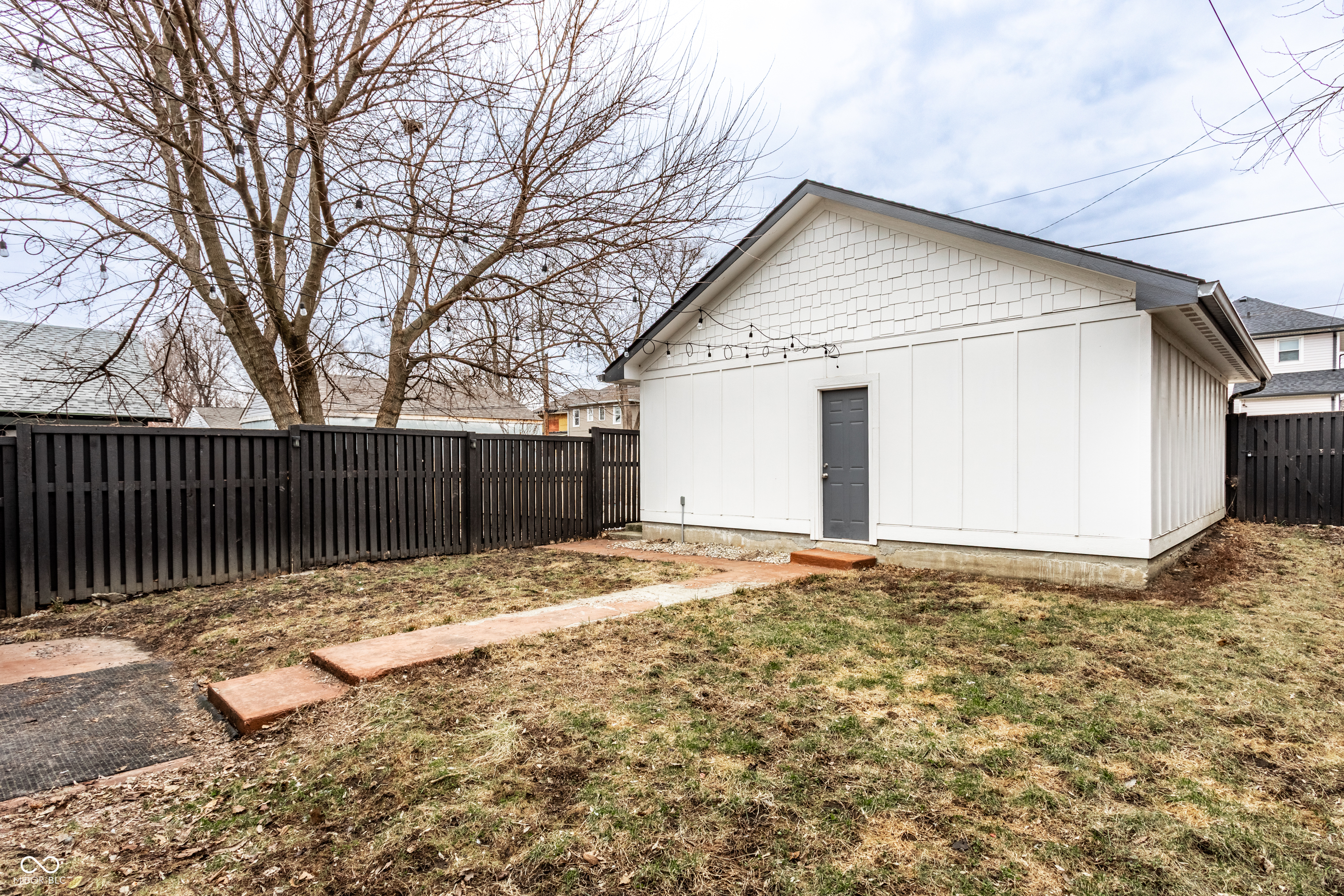 401 N Temple Avenue
