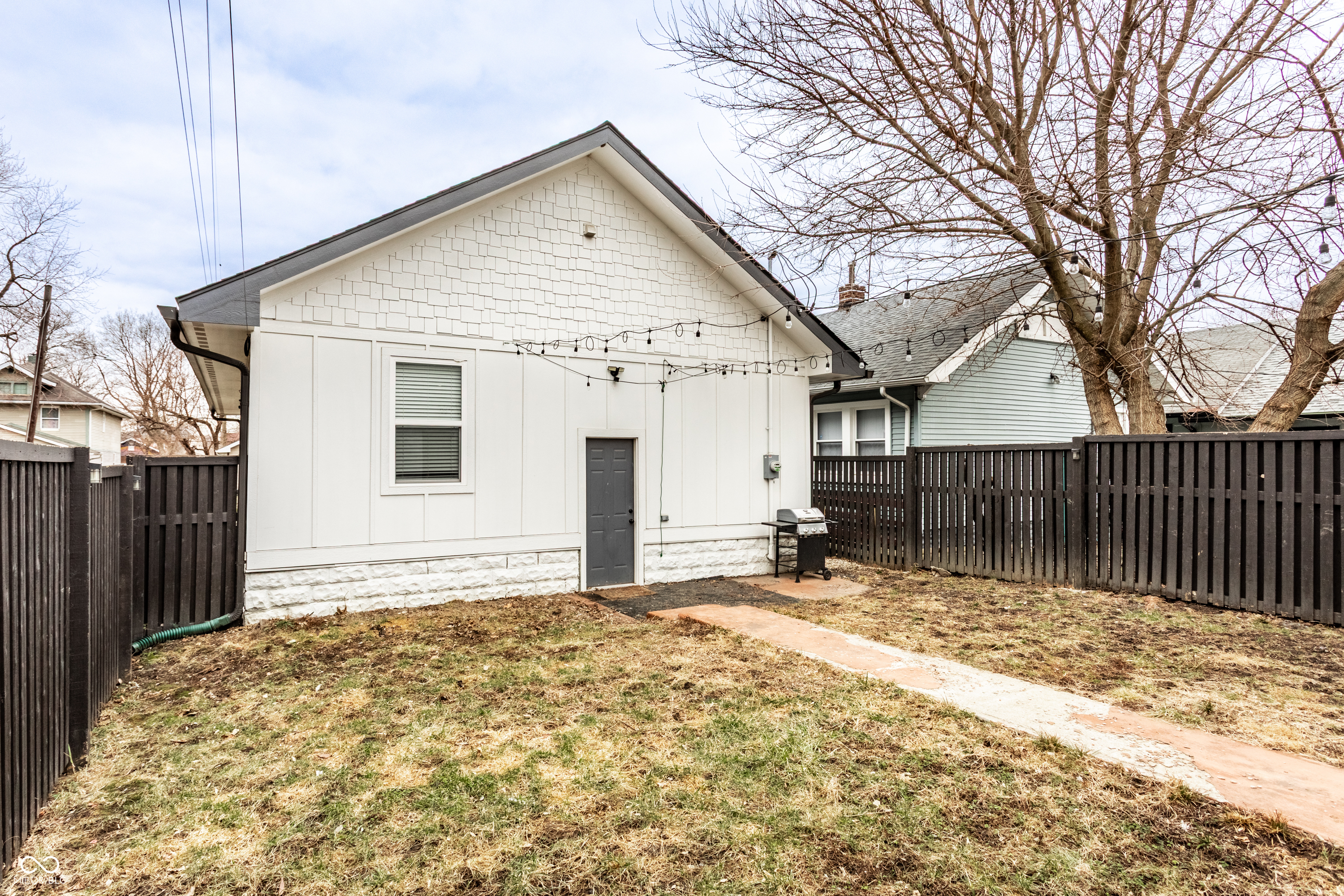 401 N Temple Avenue
