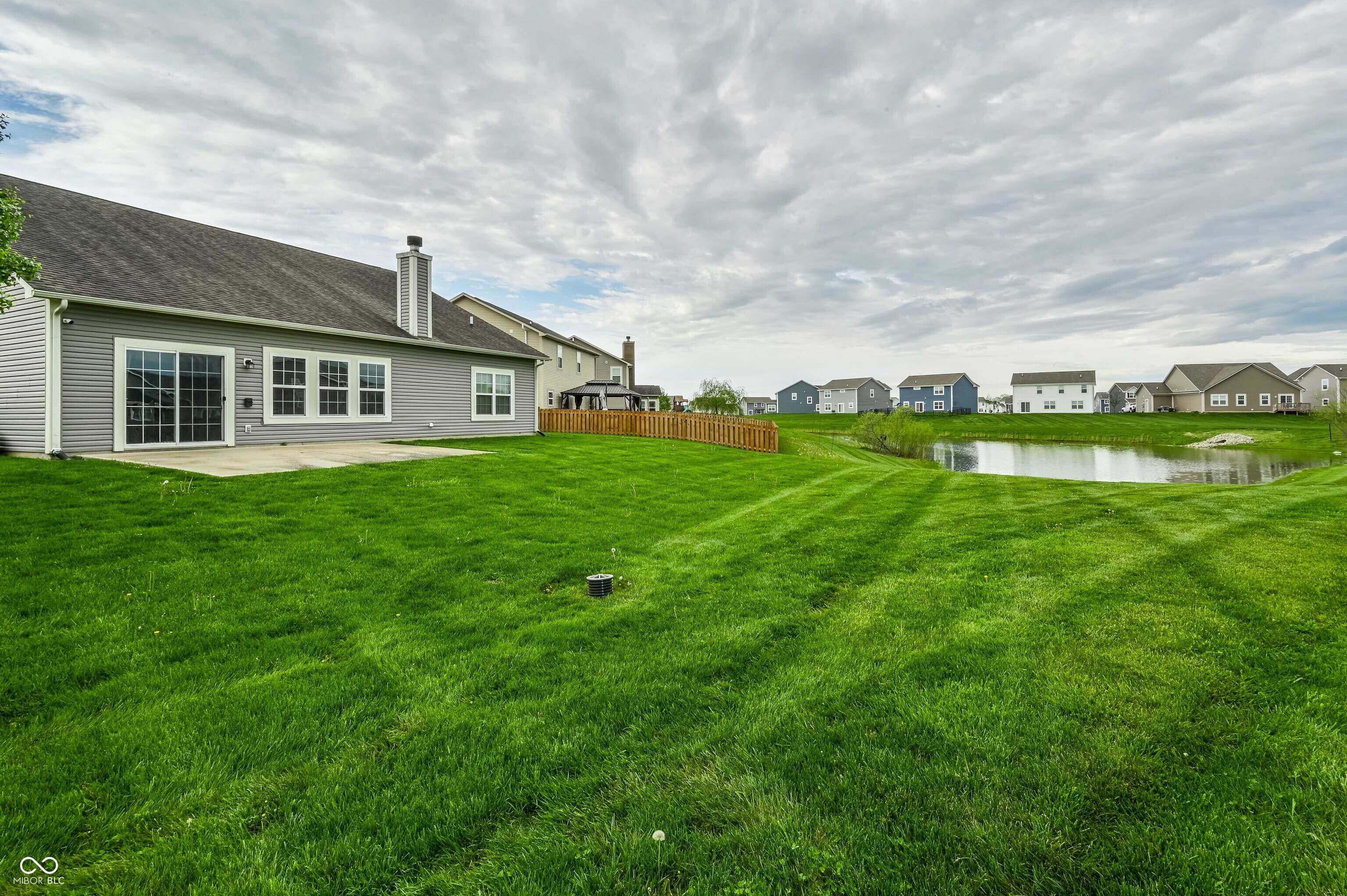 6432 W Waters Edge Court
