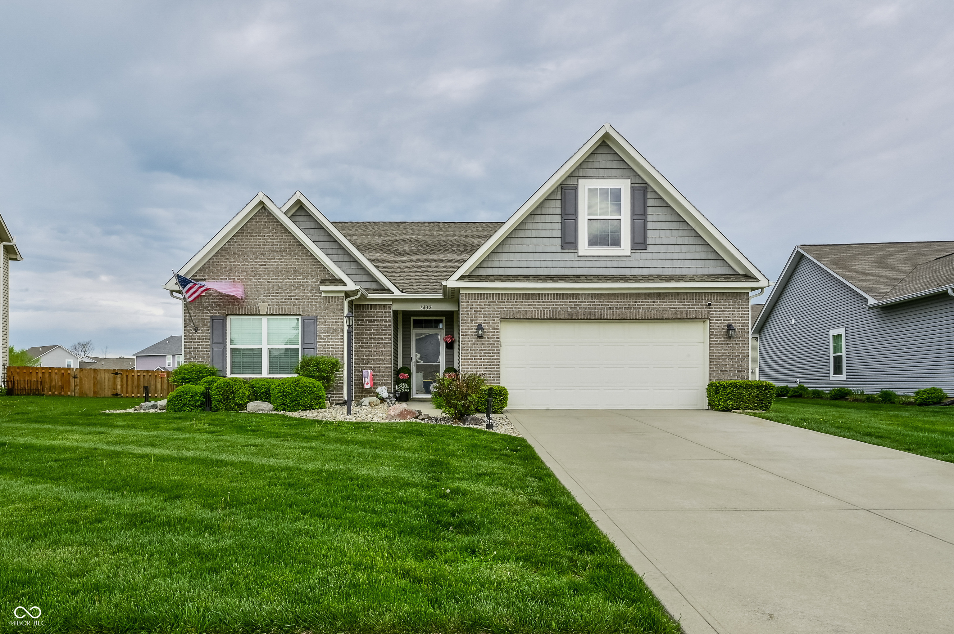 6432 W Waters Edge Court