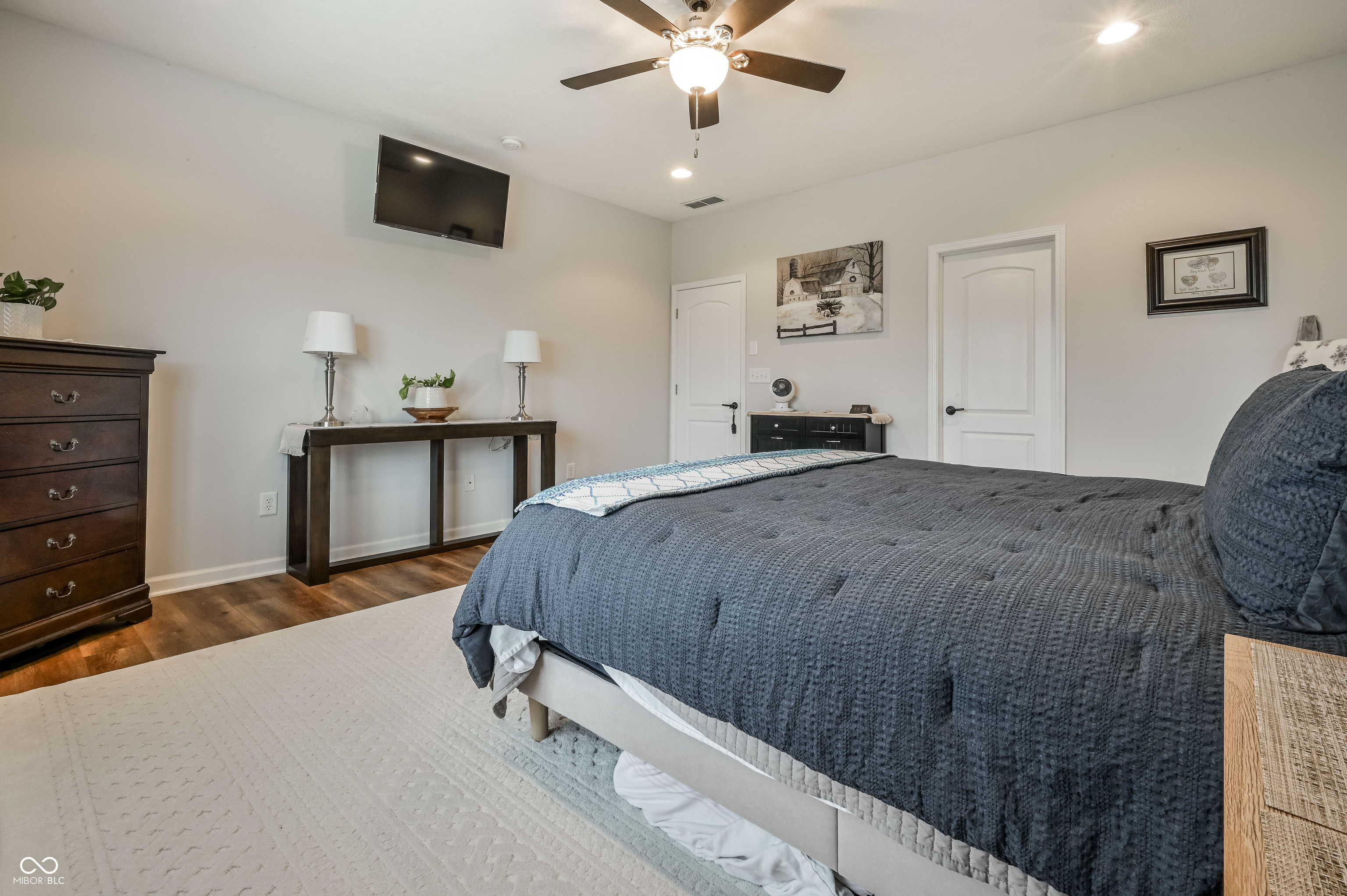 6432 W Waters Edge Court