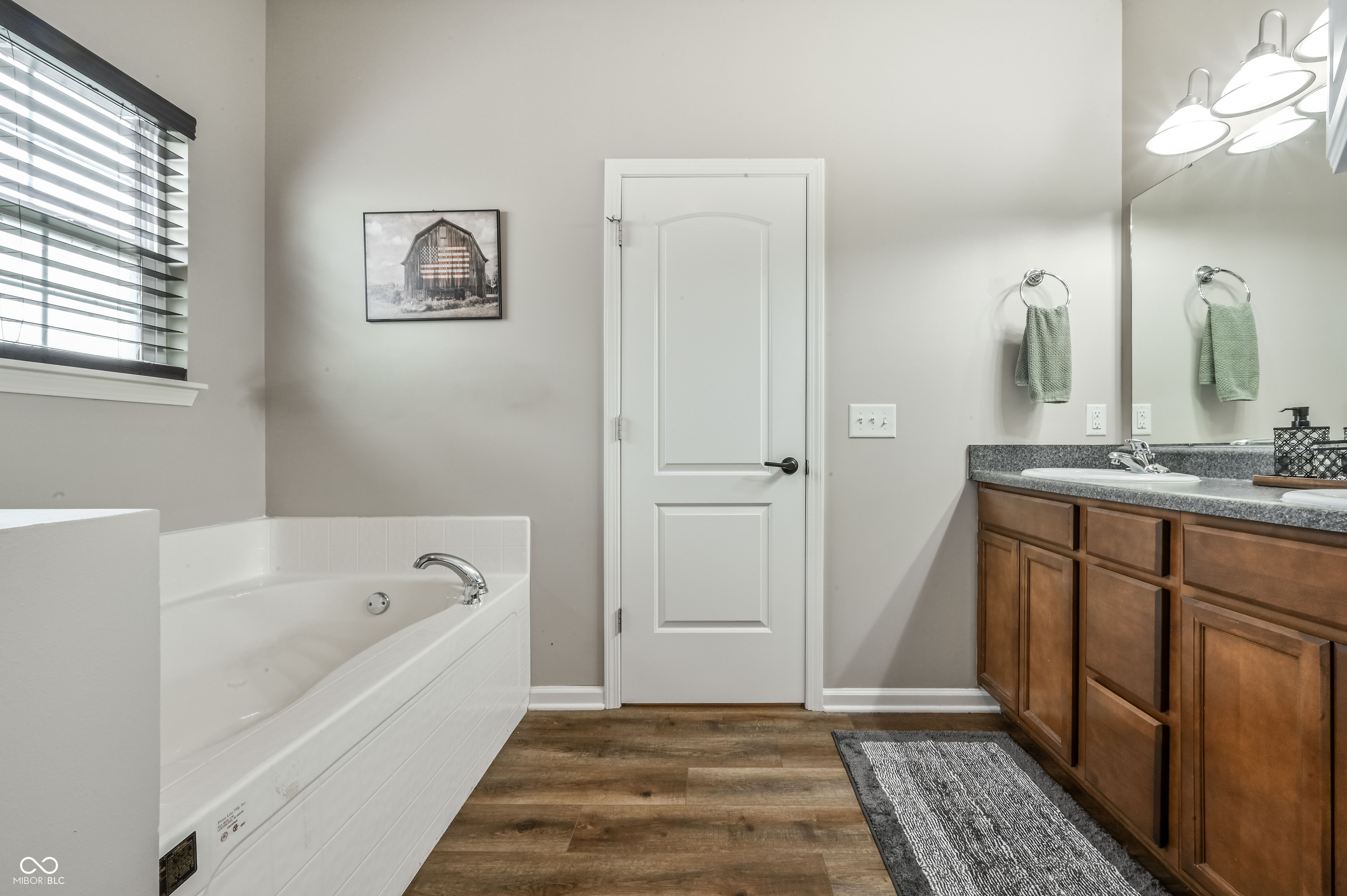6432 W Waters Edge Court