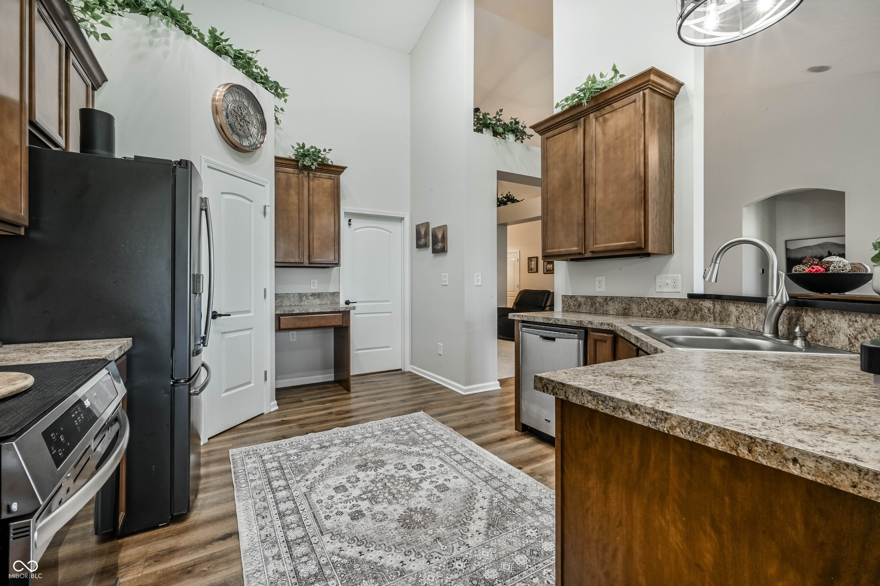 6432 W Waters Edge Court