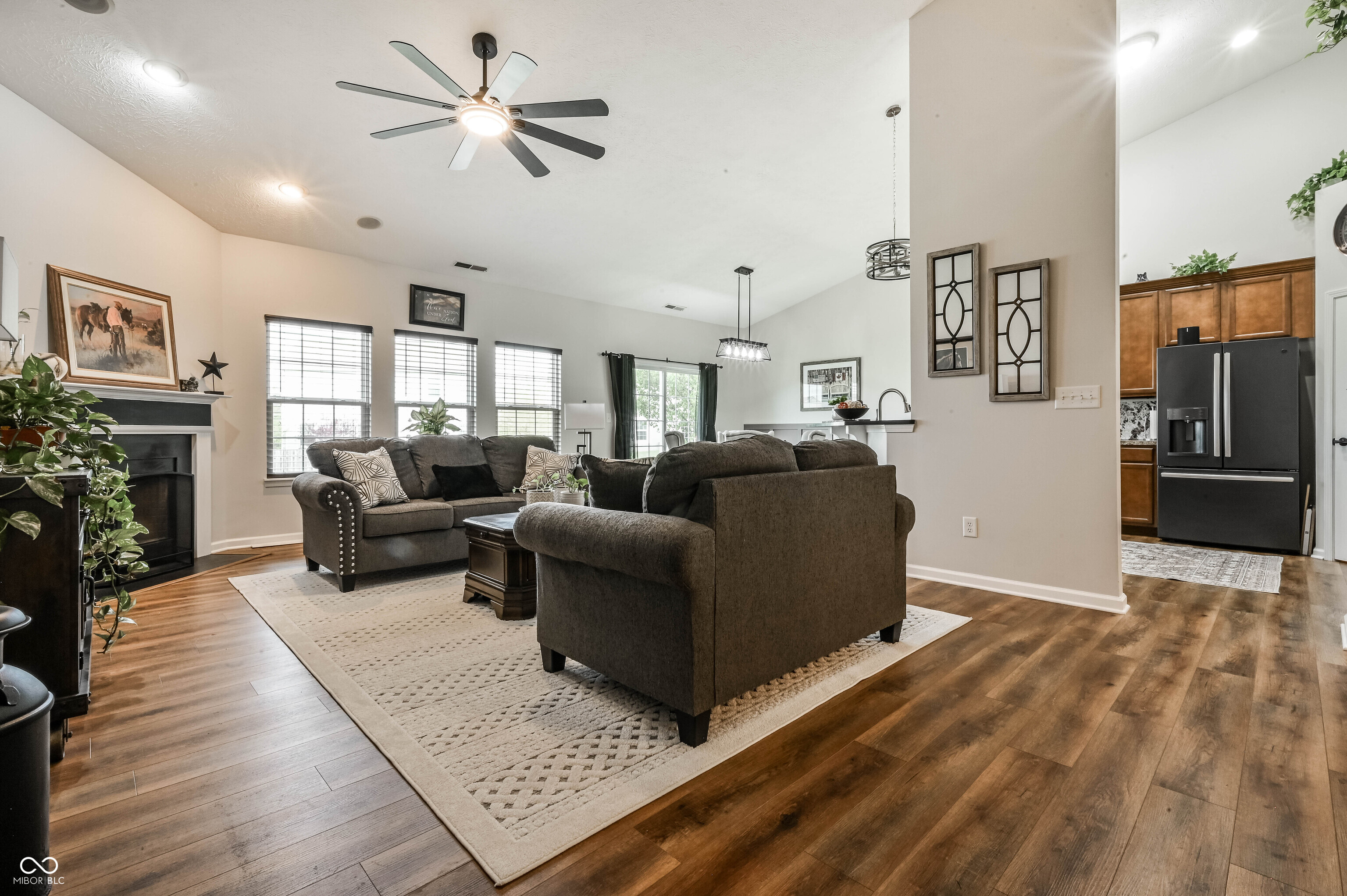 6432 W Waters Edge Court