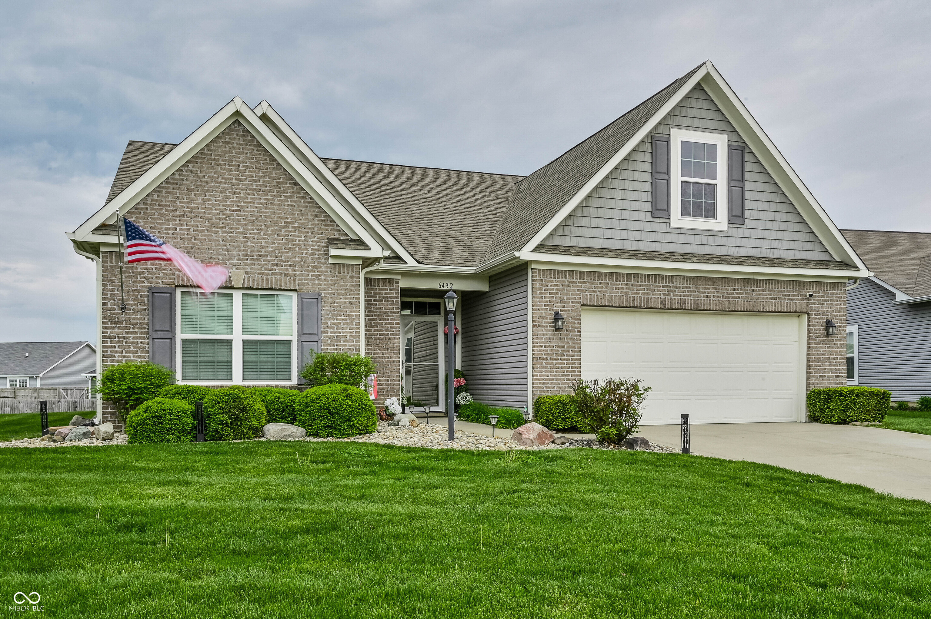6432 W Waters Edge Court