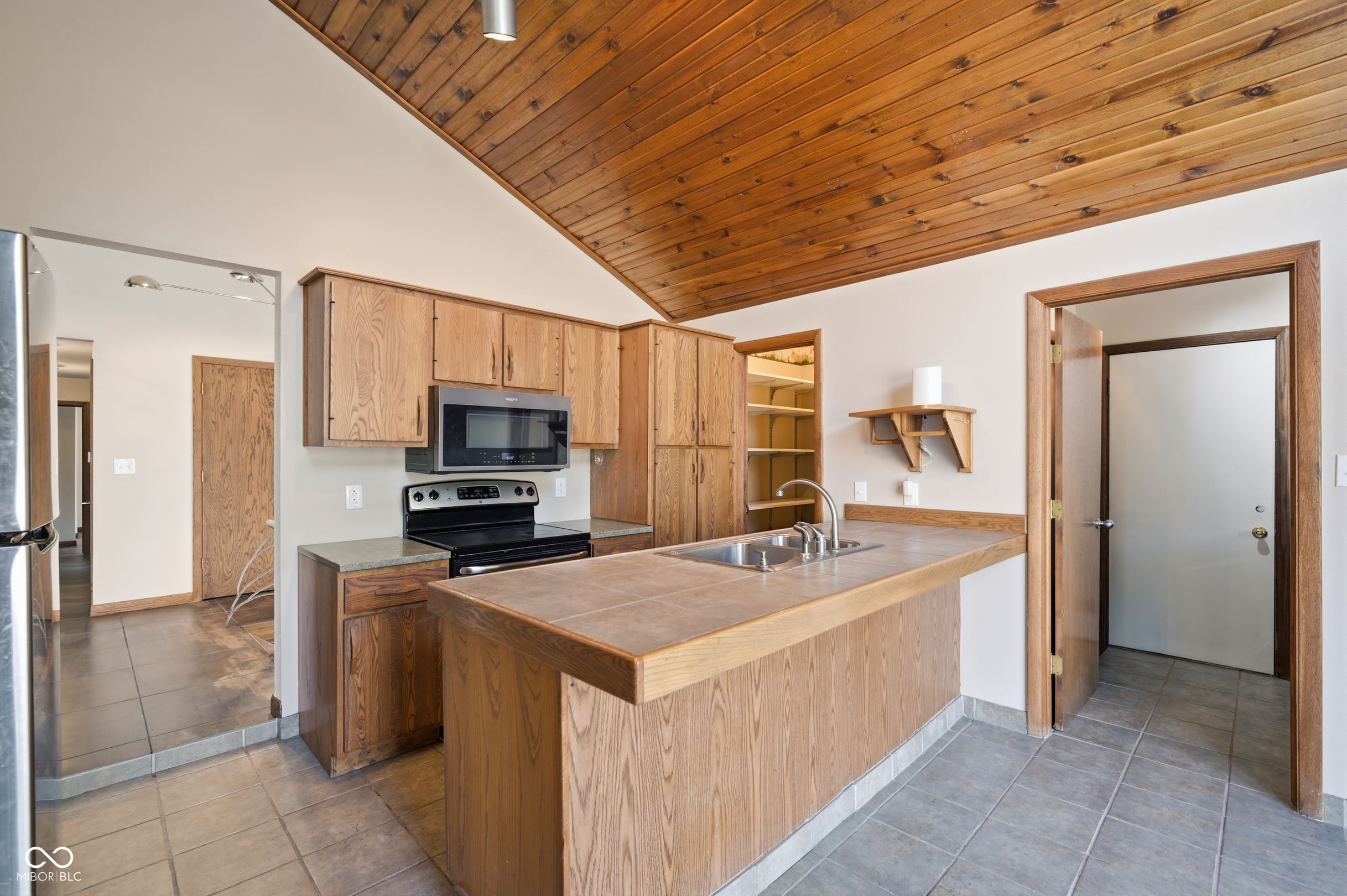 8245 Mud Creek Road