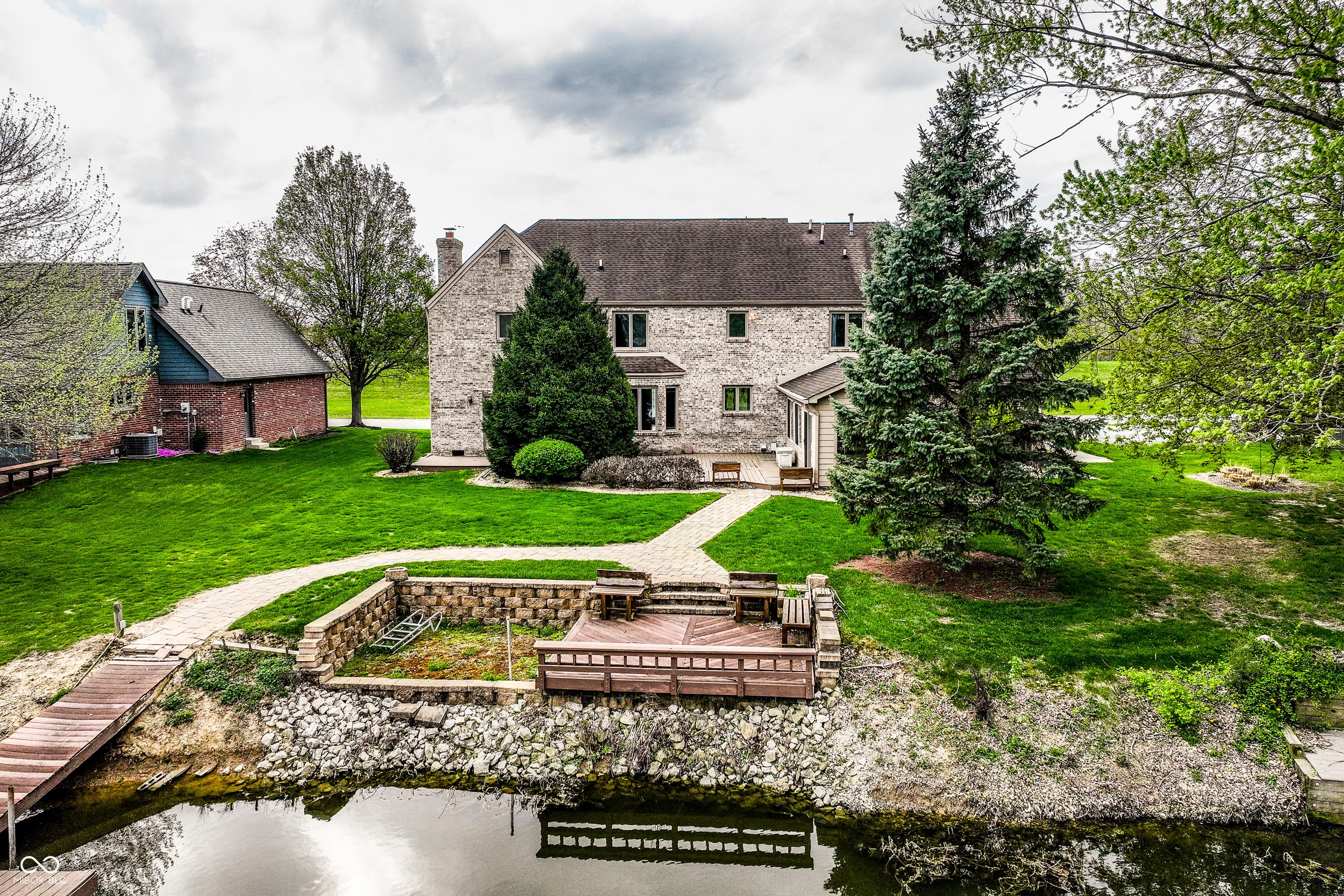 1909 Dakota Drive