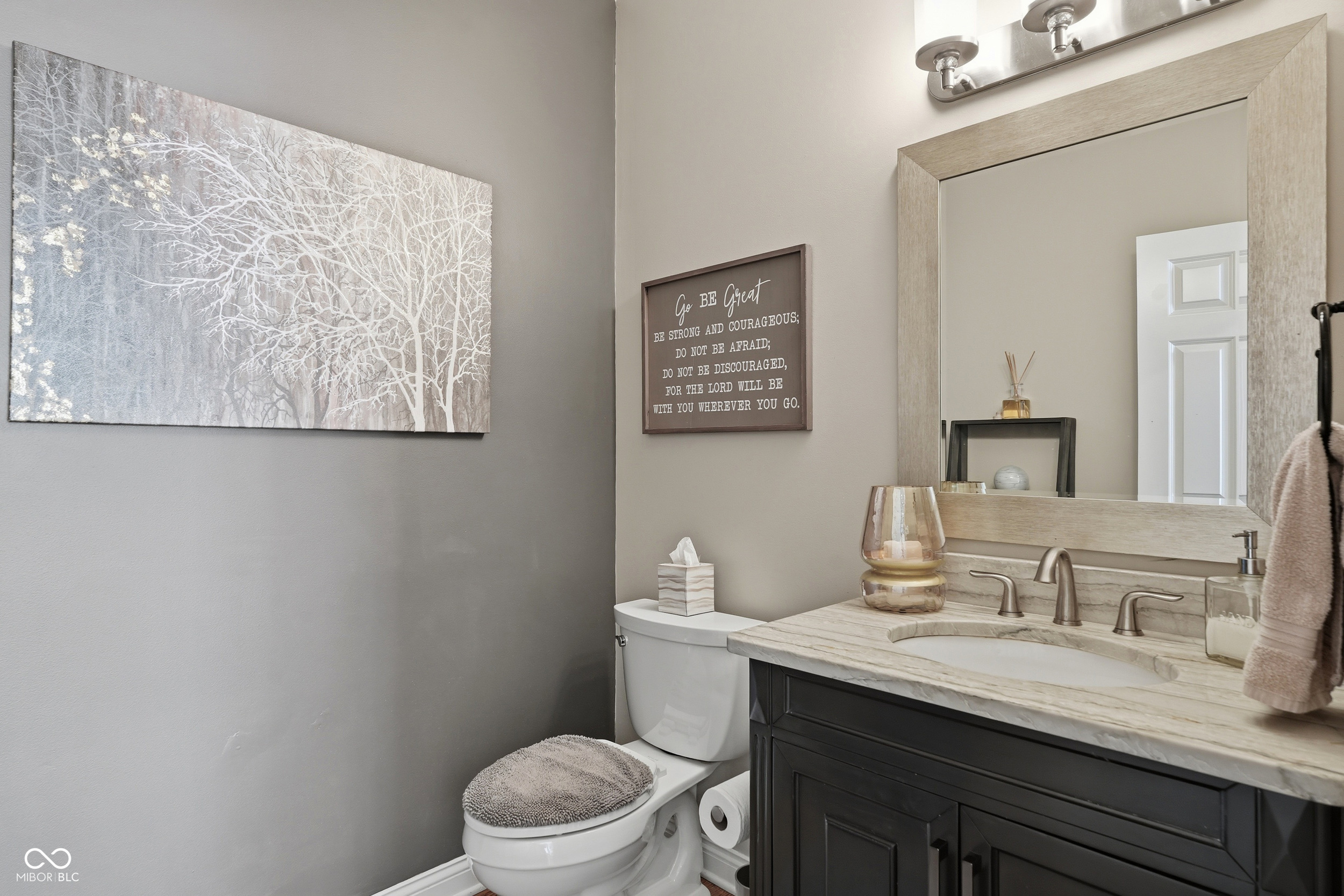 5922 Fife Trail