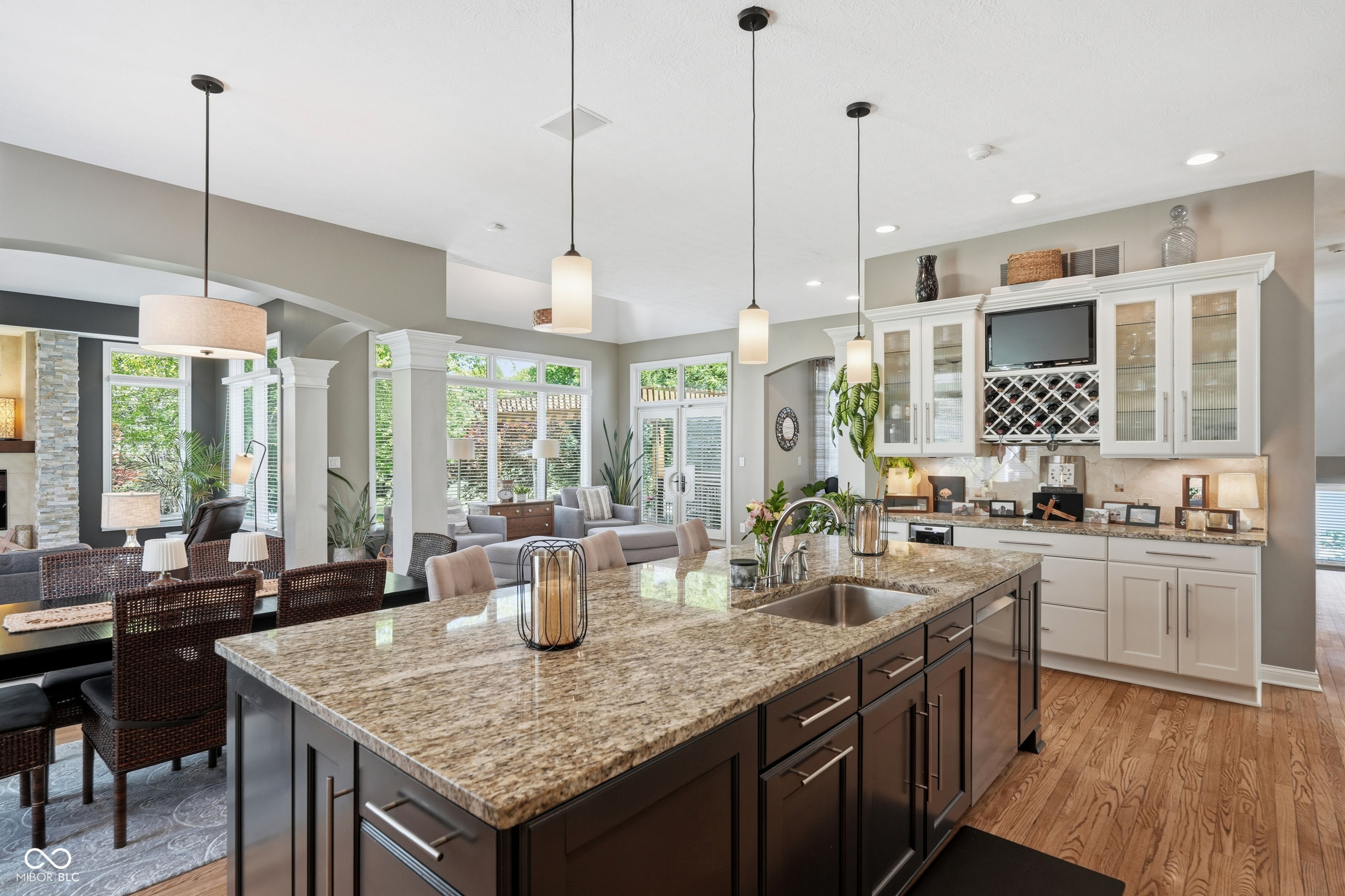 5922 Fife Trail