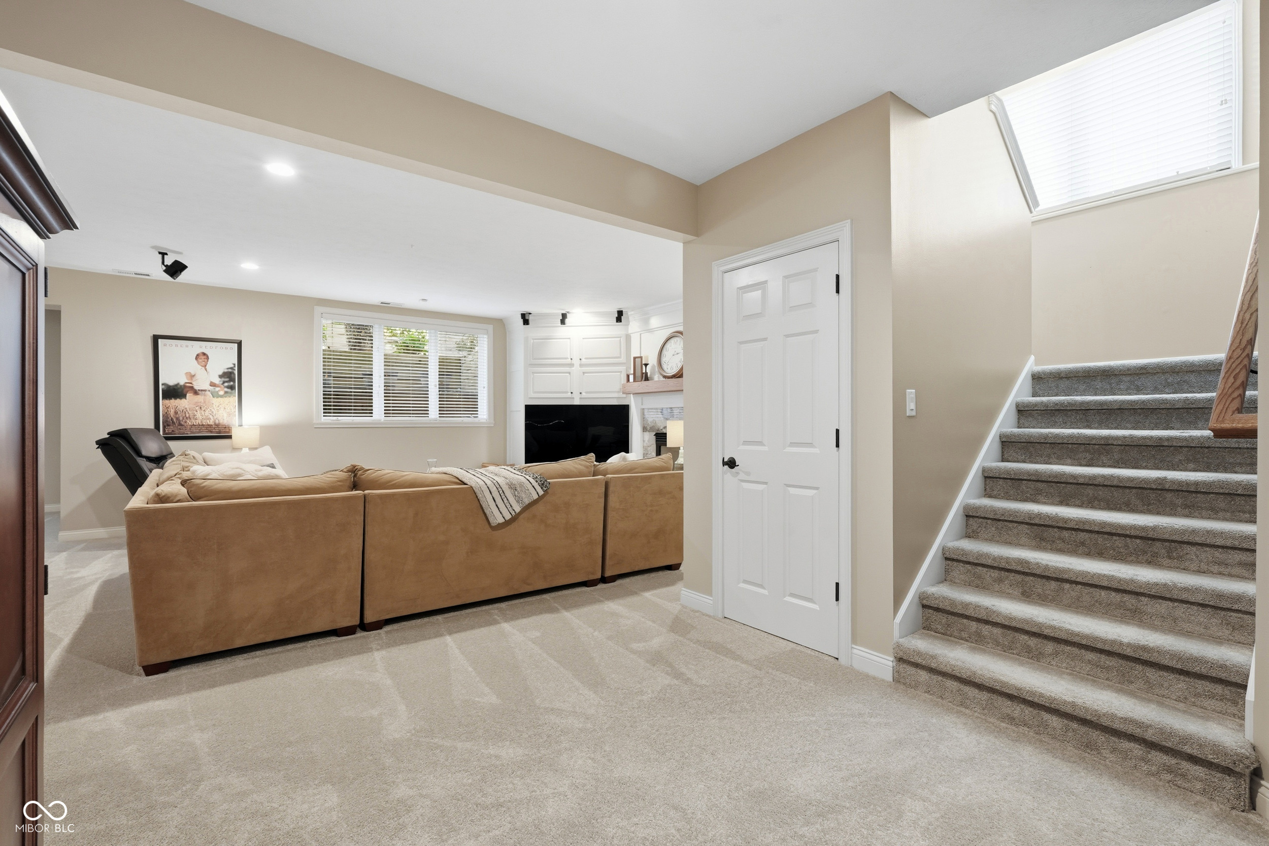 5922 Fife Trail