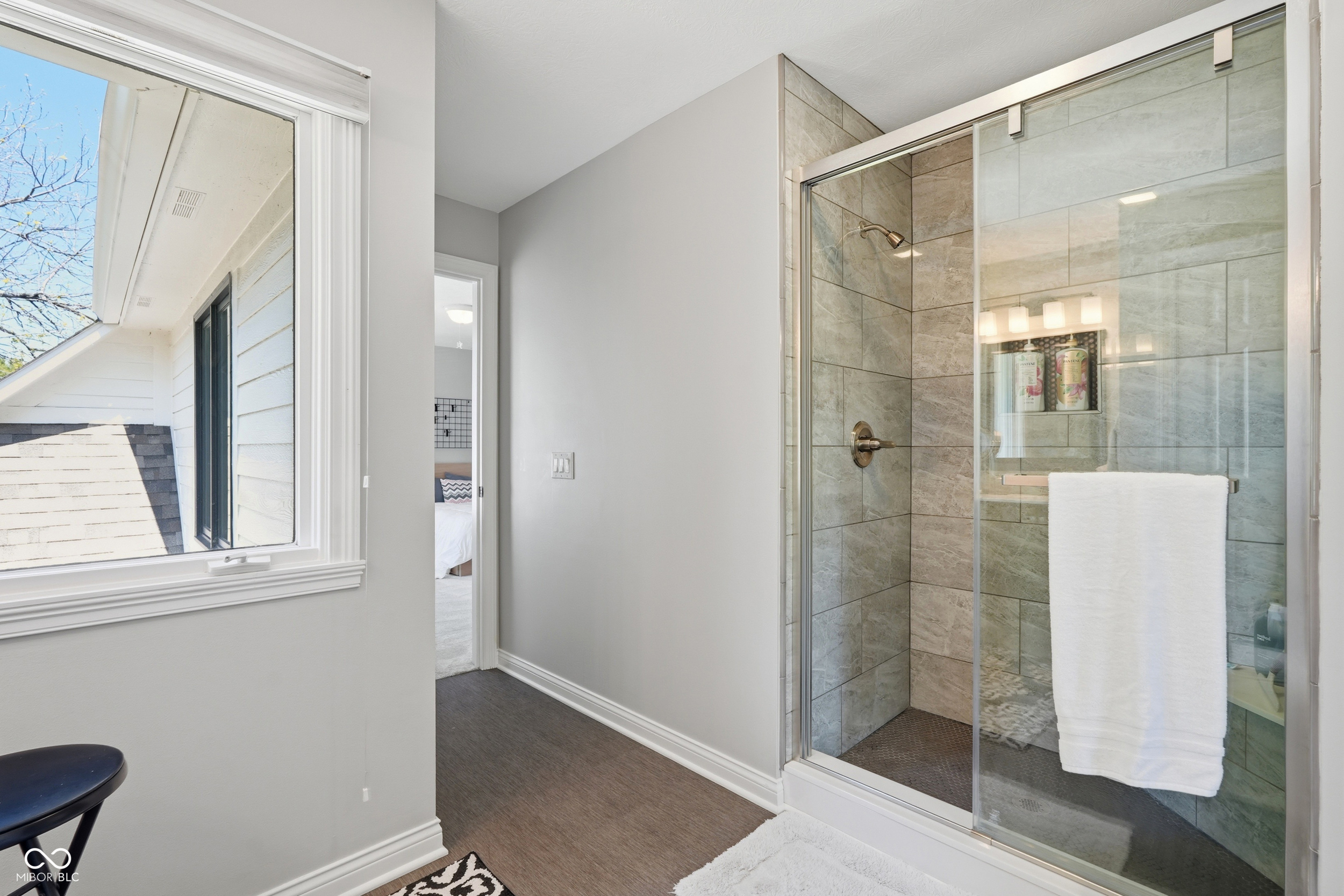 5922 Fife Trail
