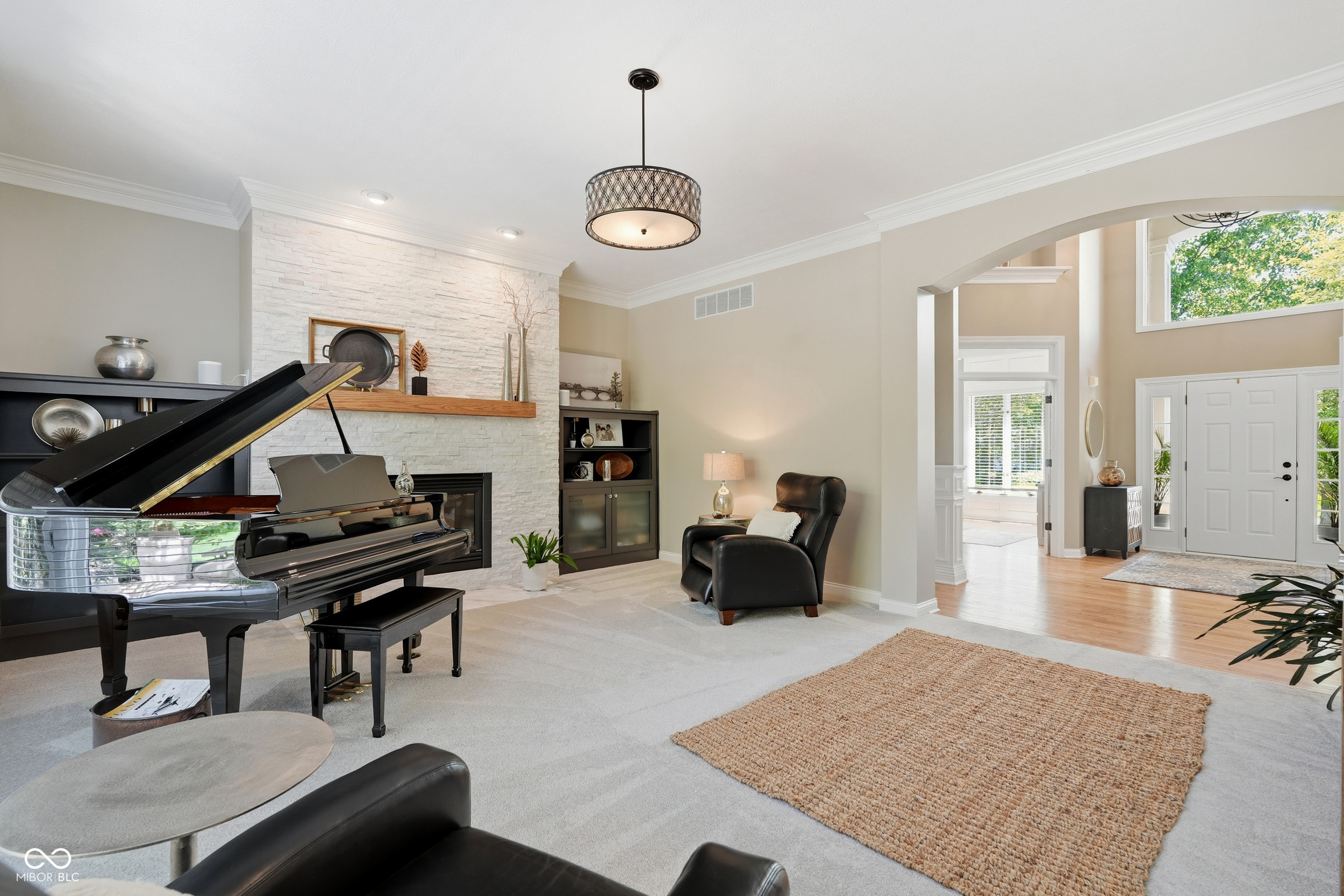 5922 Fife Trail