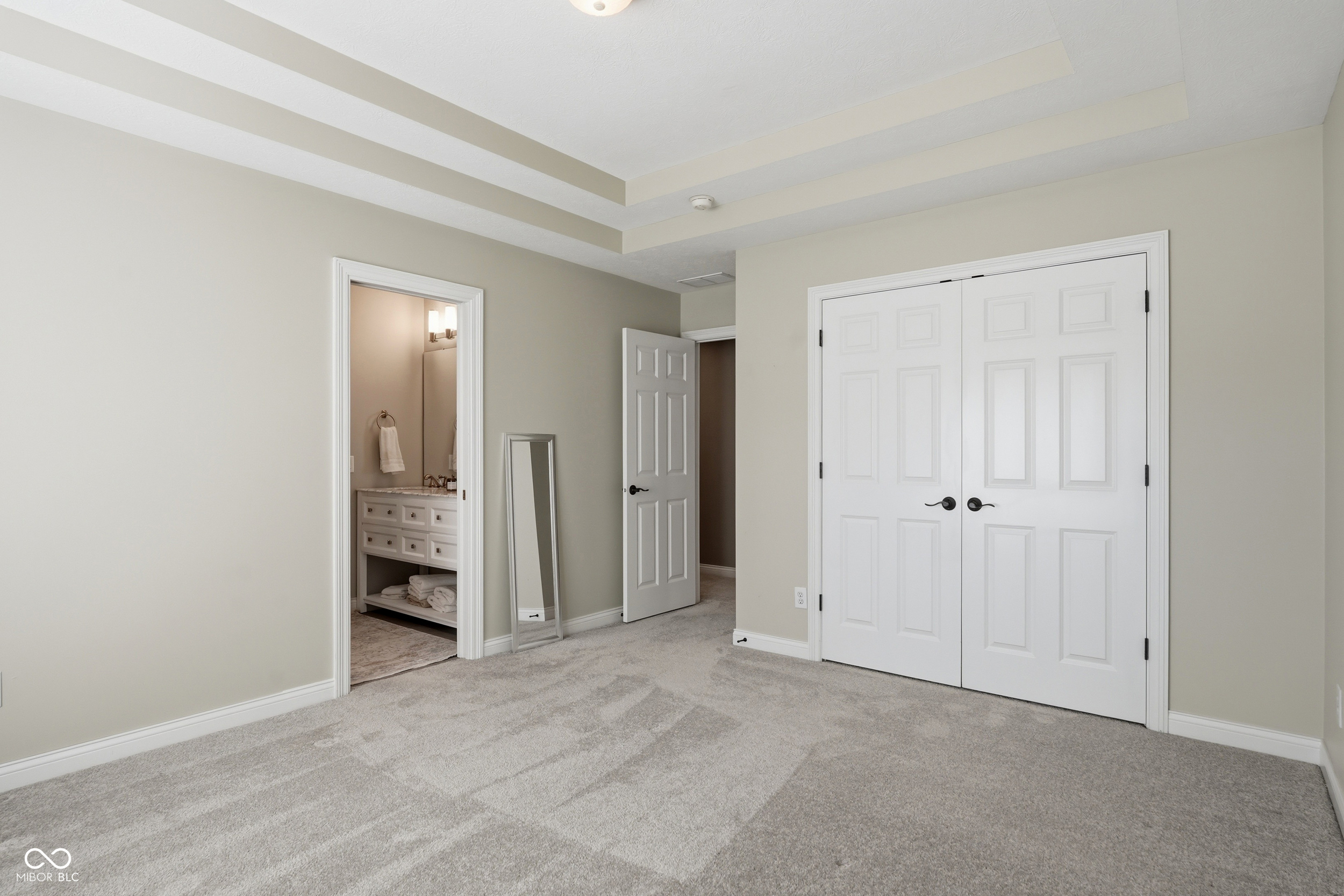 5922 Fife Trail