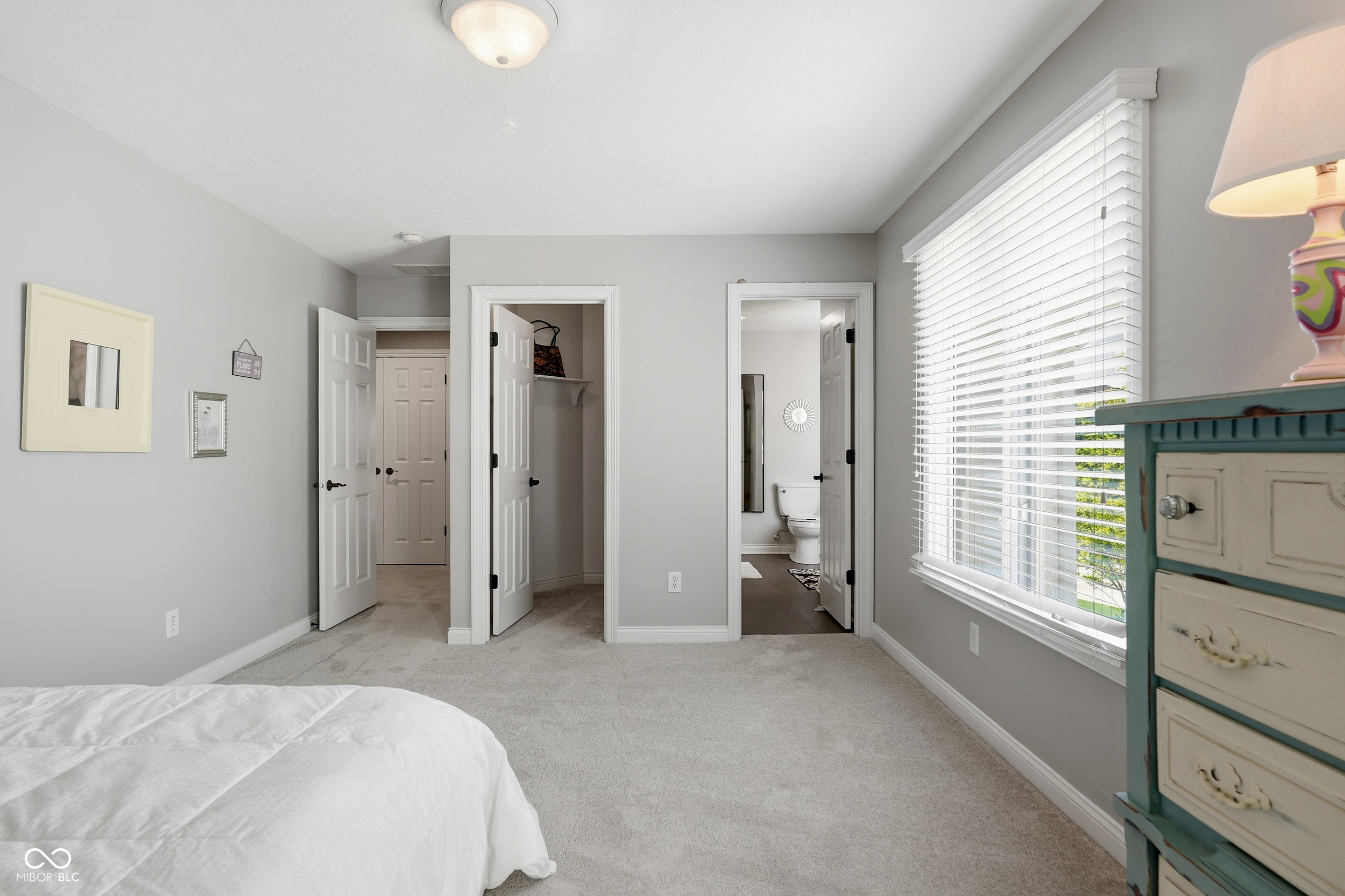 5922 Fife Trail