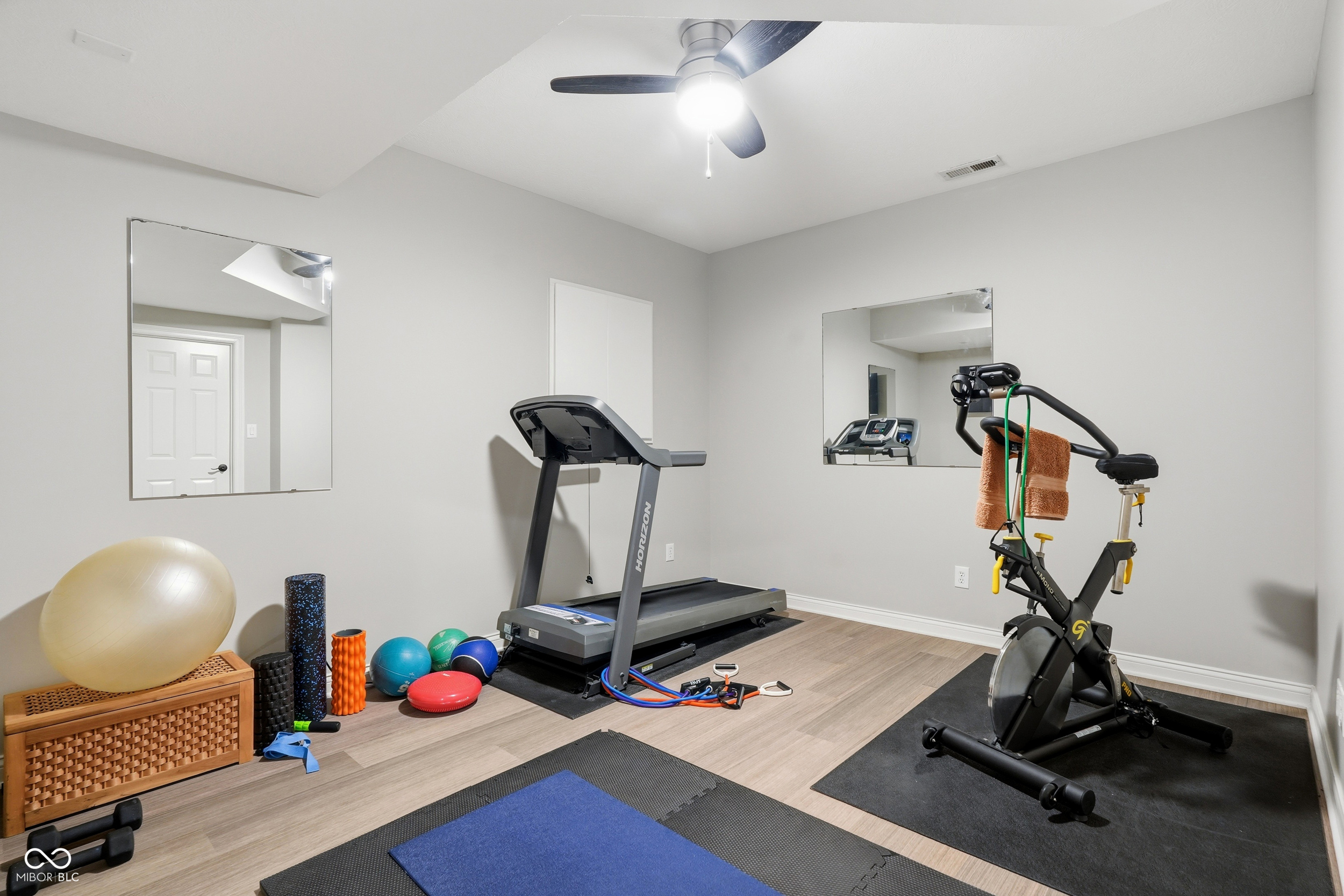 5922 Fife Trail