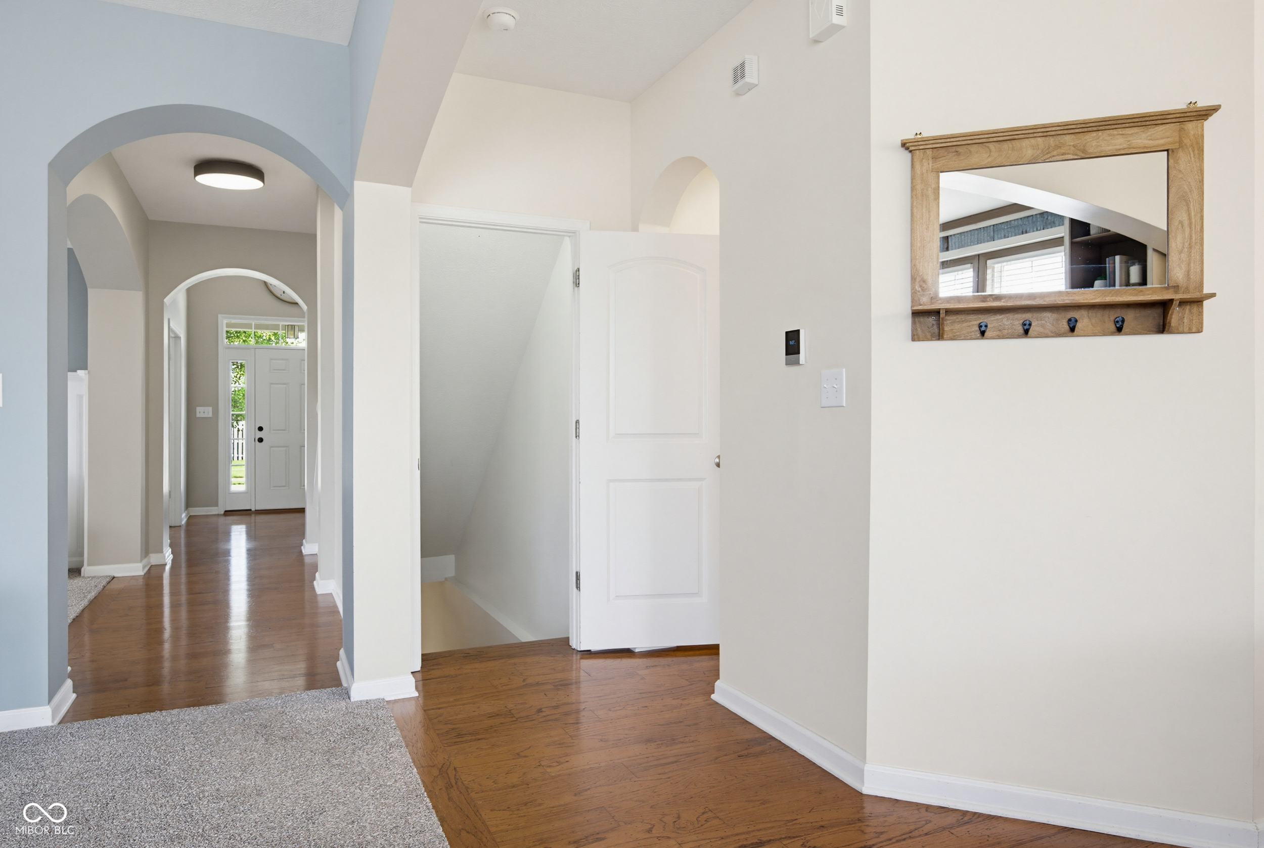 6103 Golden Eagle Drive
