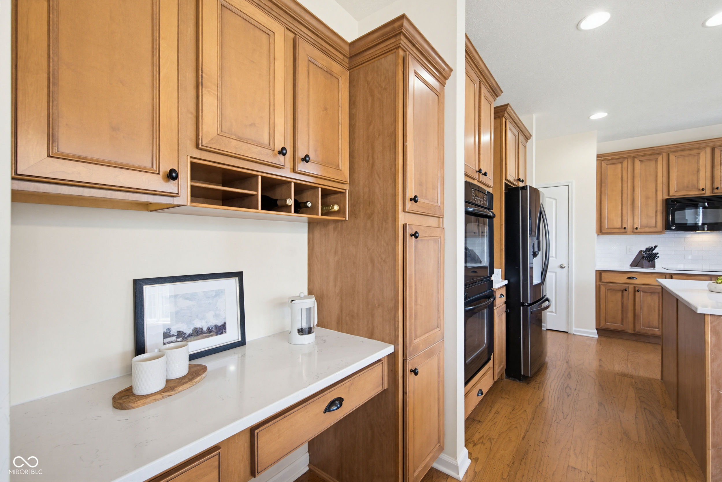 6103 Golden Eagle Drive