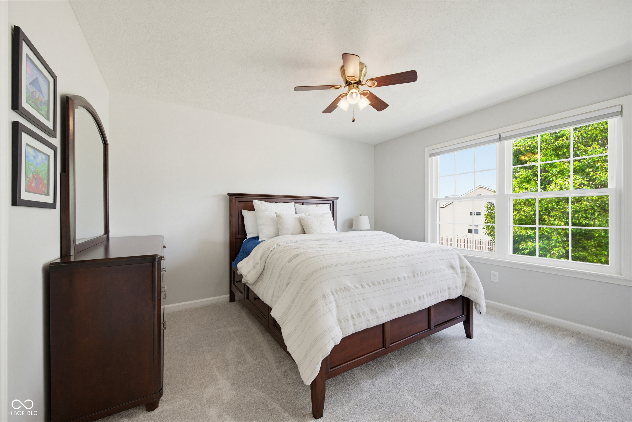 6103 Golden Eagle Drive