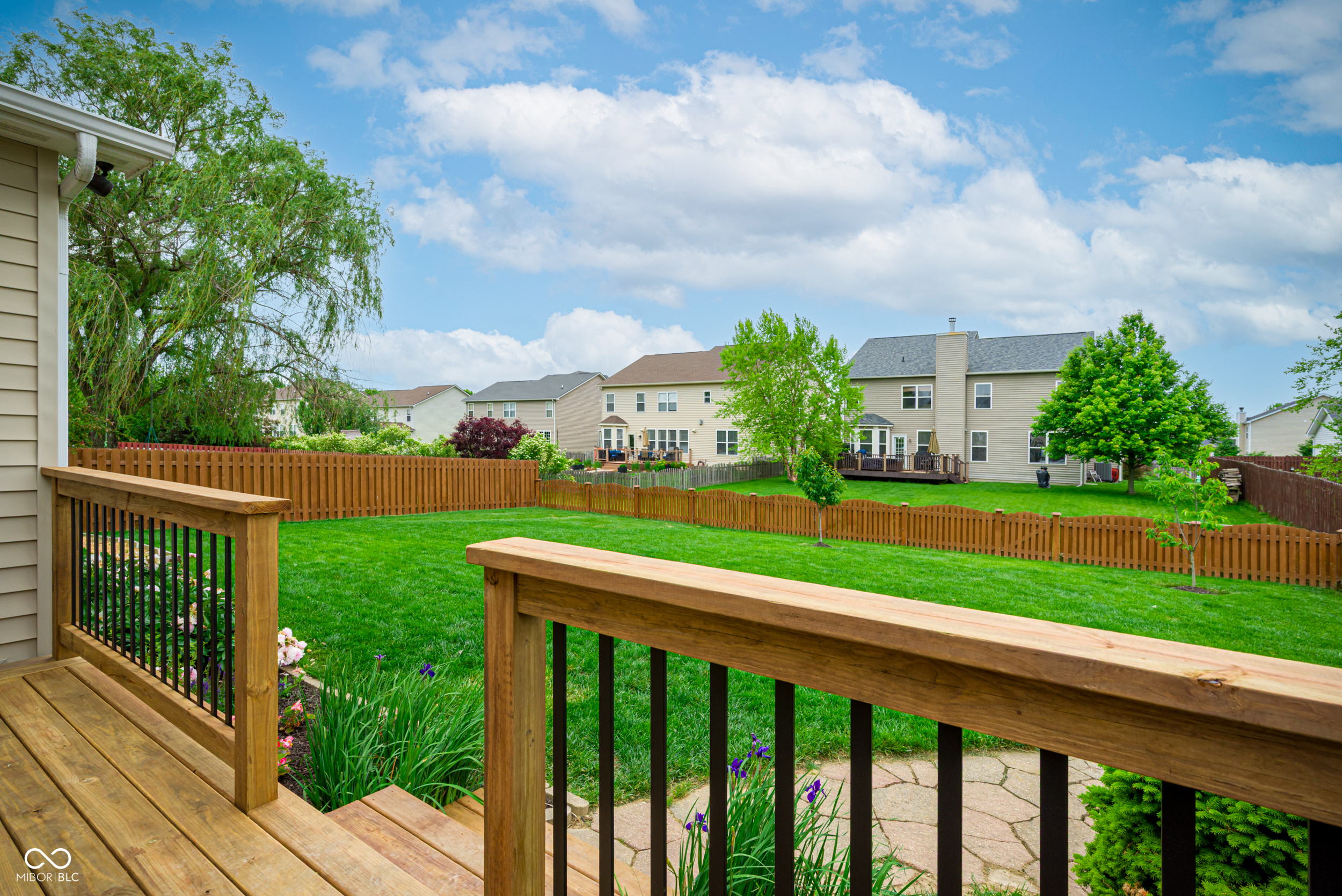 6103 Golden Eagle Drive