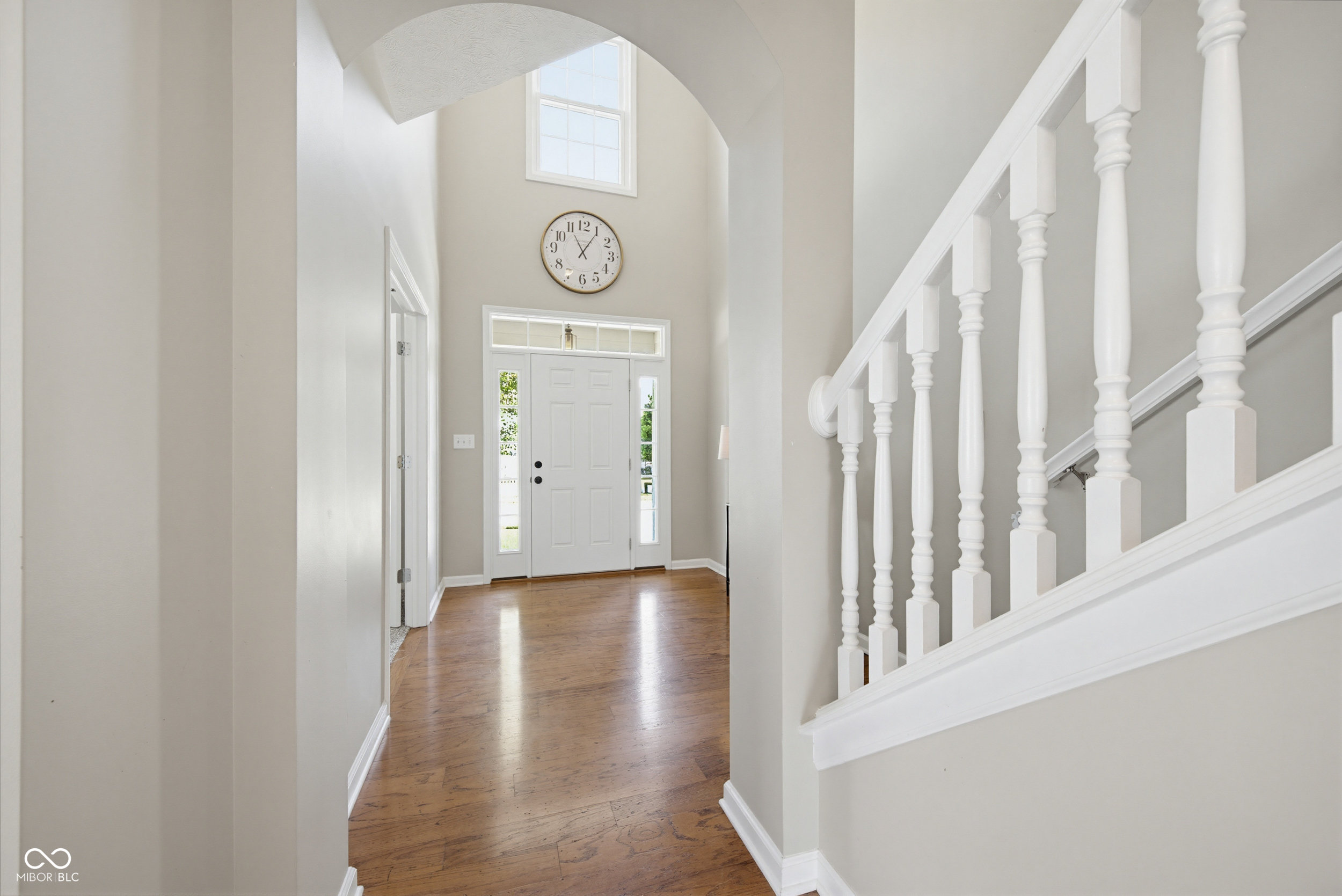 6103 Golden Eagle Drive